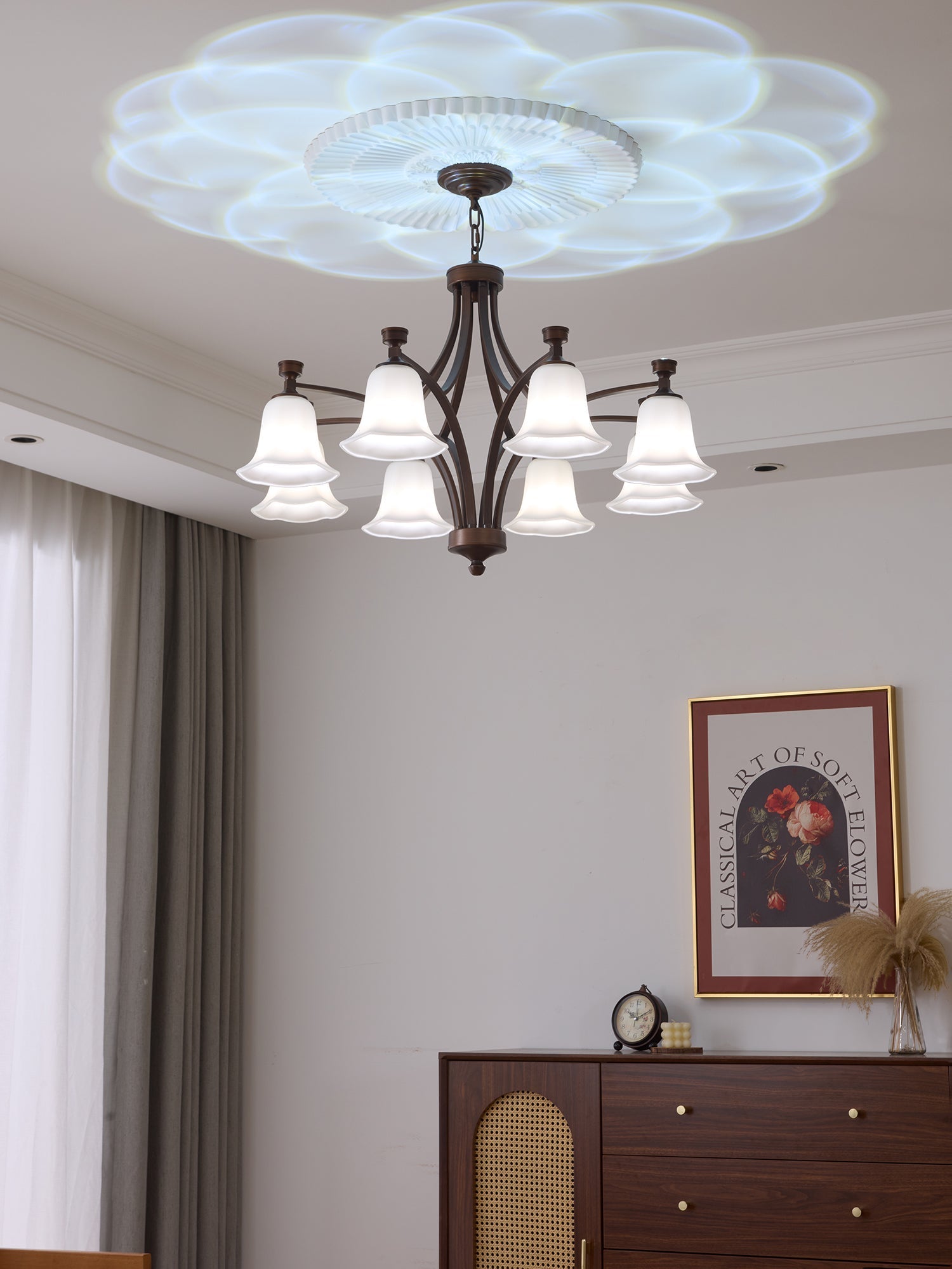 Viloros Traditional Premium Bell Glass Chandelier-Neutral Decor