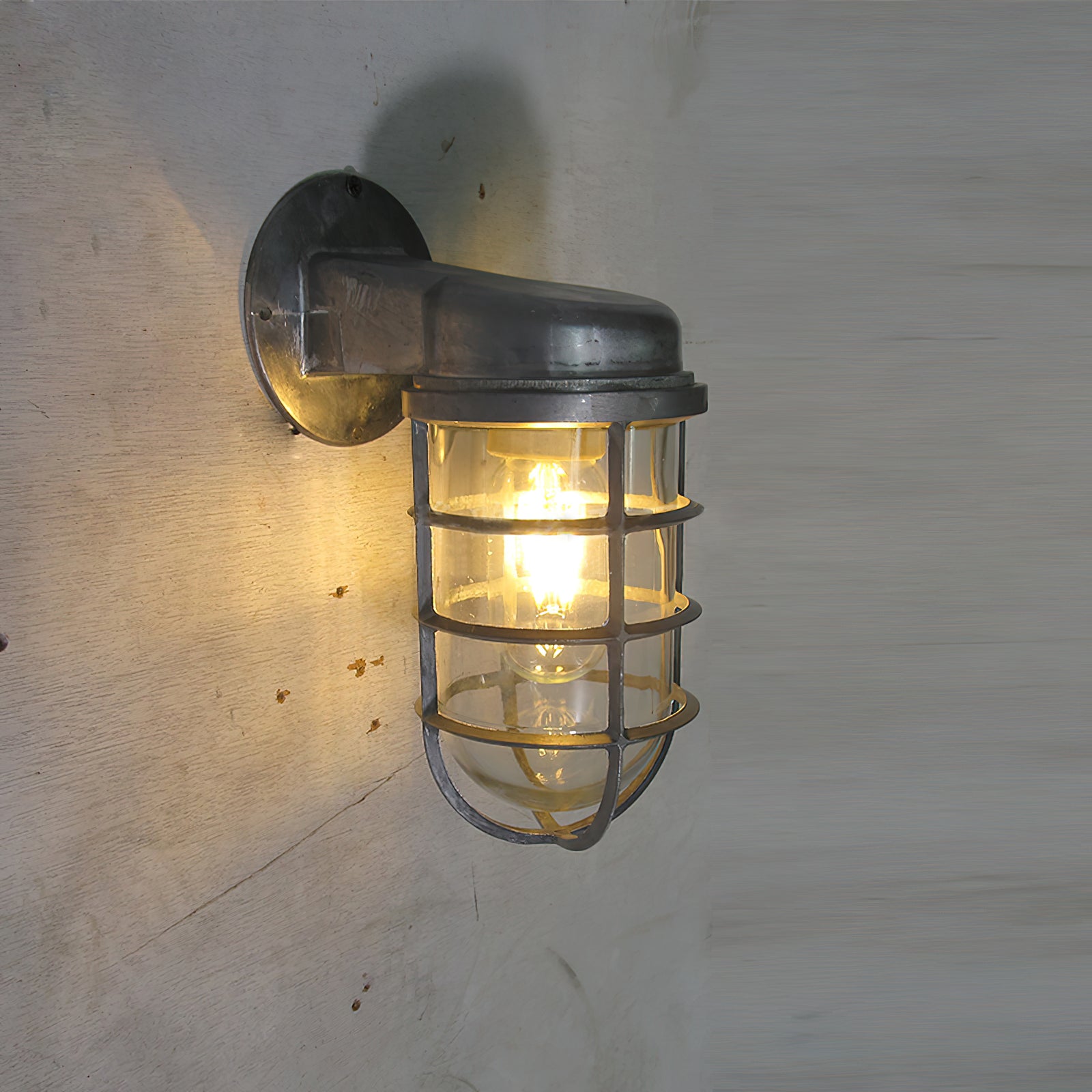 Ozorel Wall Lamp