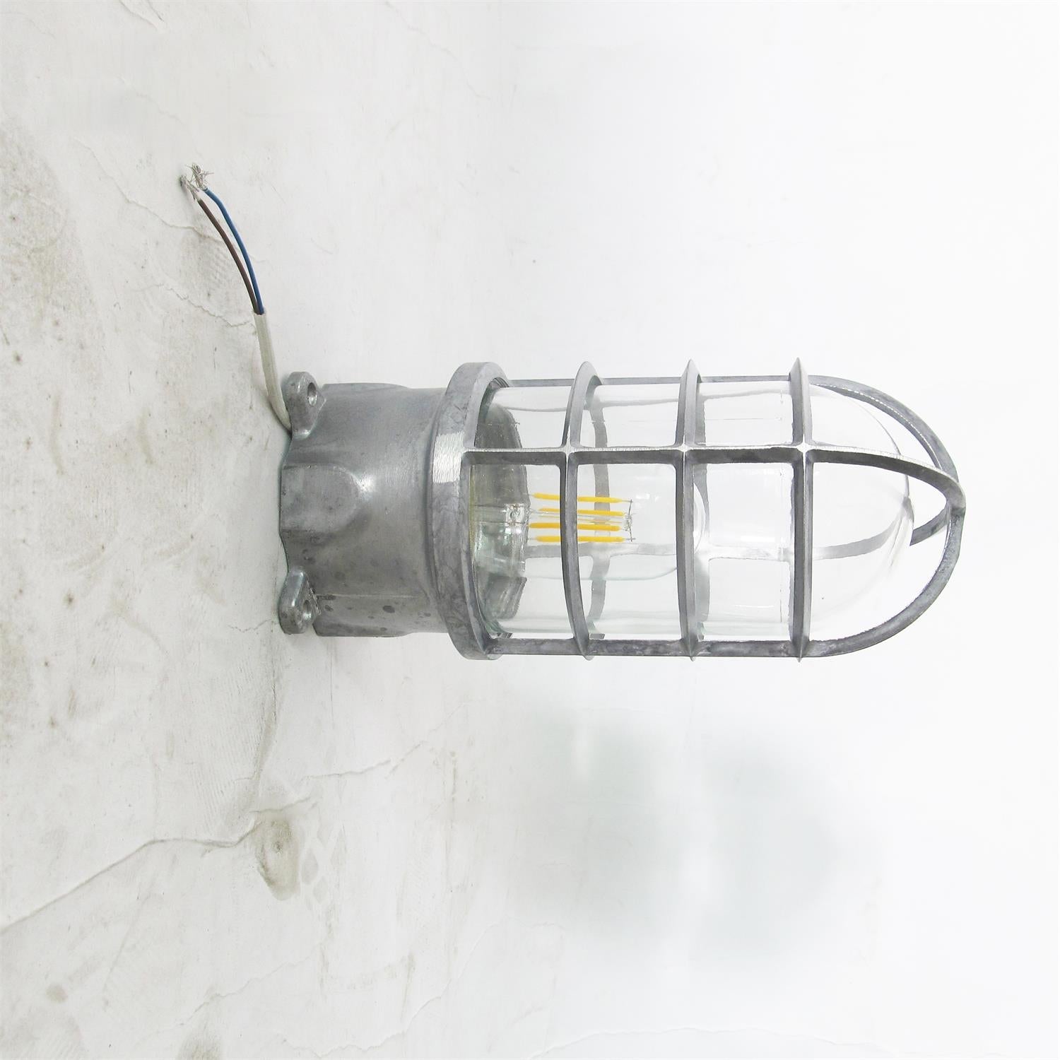 Ozorel Wall Lamp