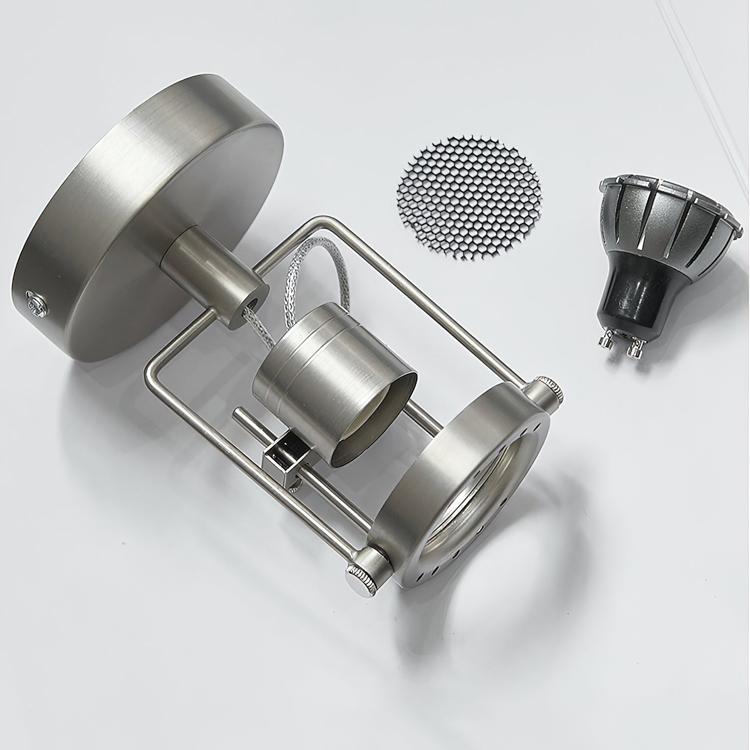 The robust metal body of the ceiling lamp in Black.