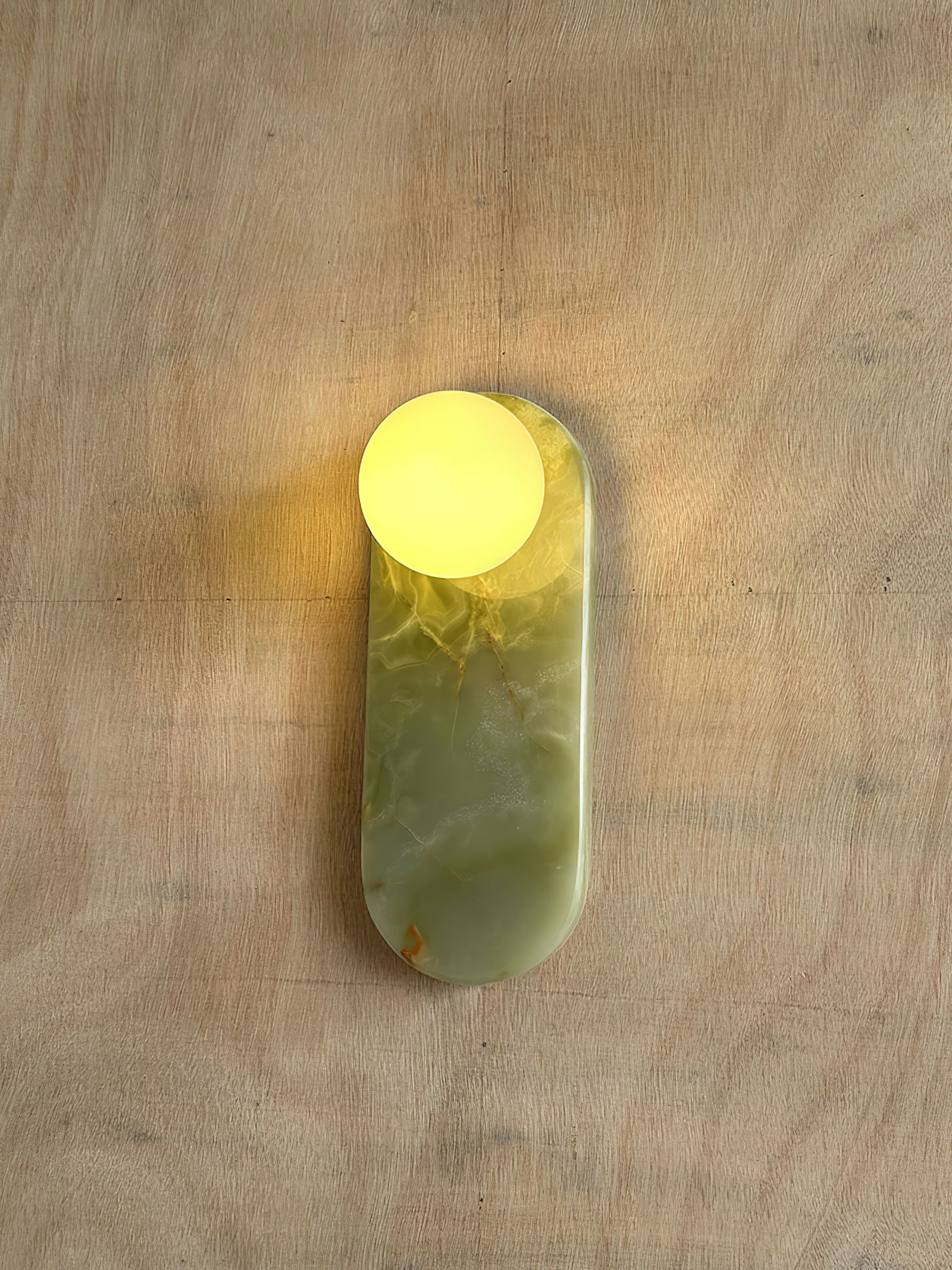 Syraeia Wall Lamp