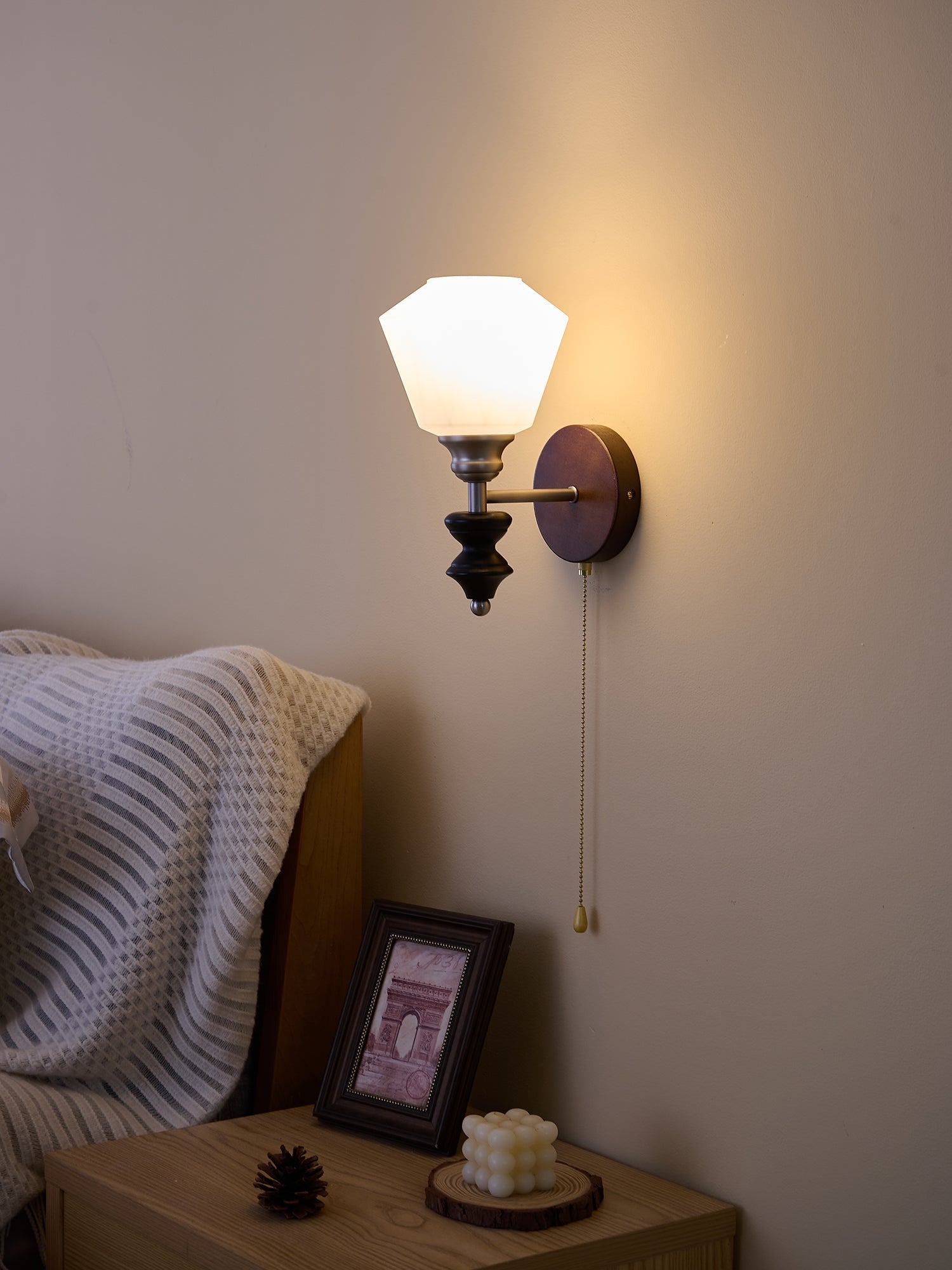Lucille Elegance Classic Art Glass Wood Wall Lamp-Neutral Decor