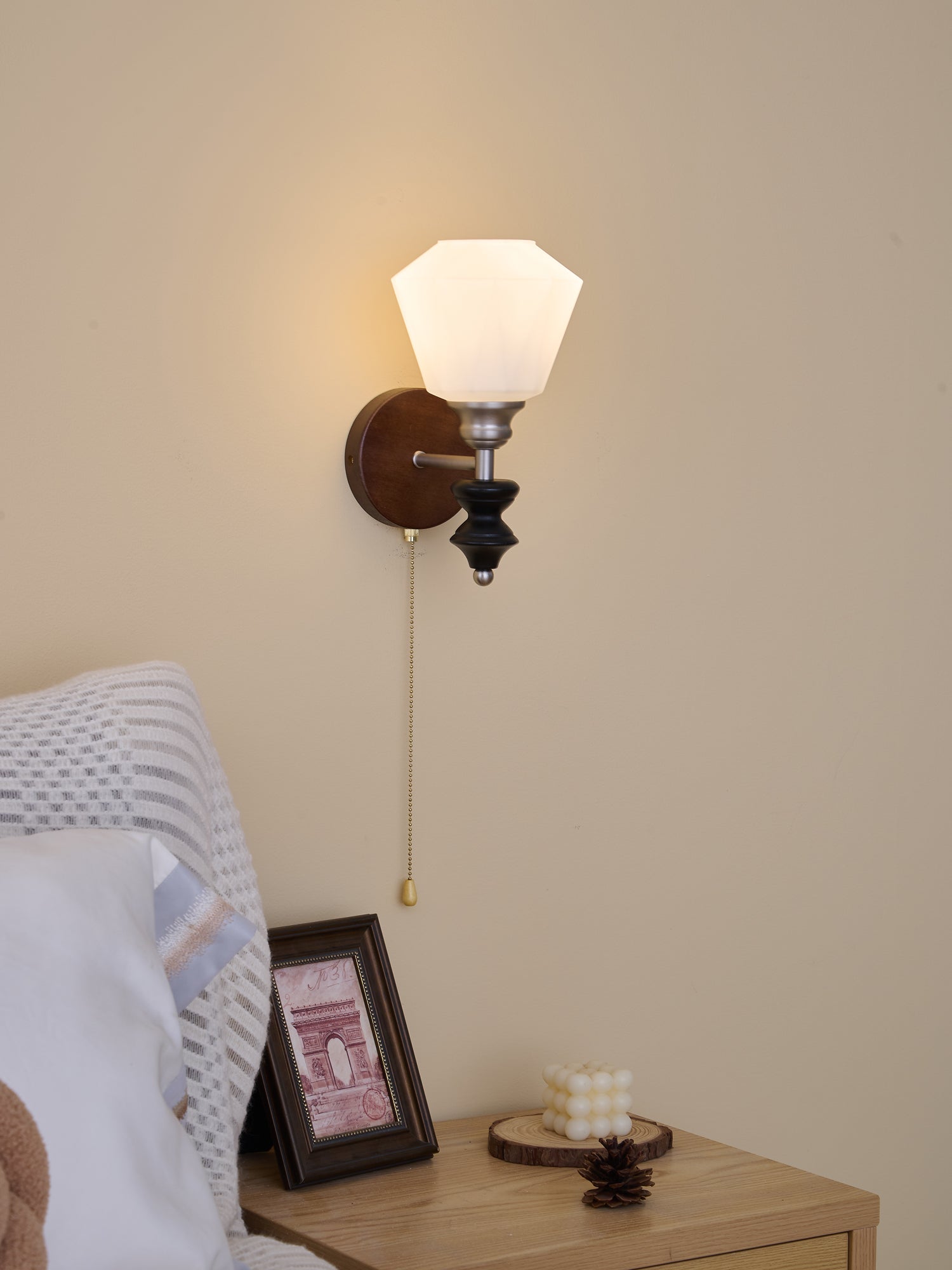 Lucille Elegance Classic Art Glass Wood Wall Lamp-Neutral Decor