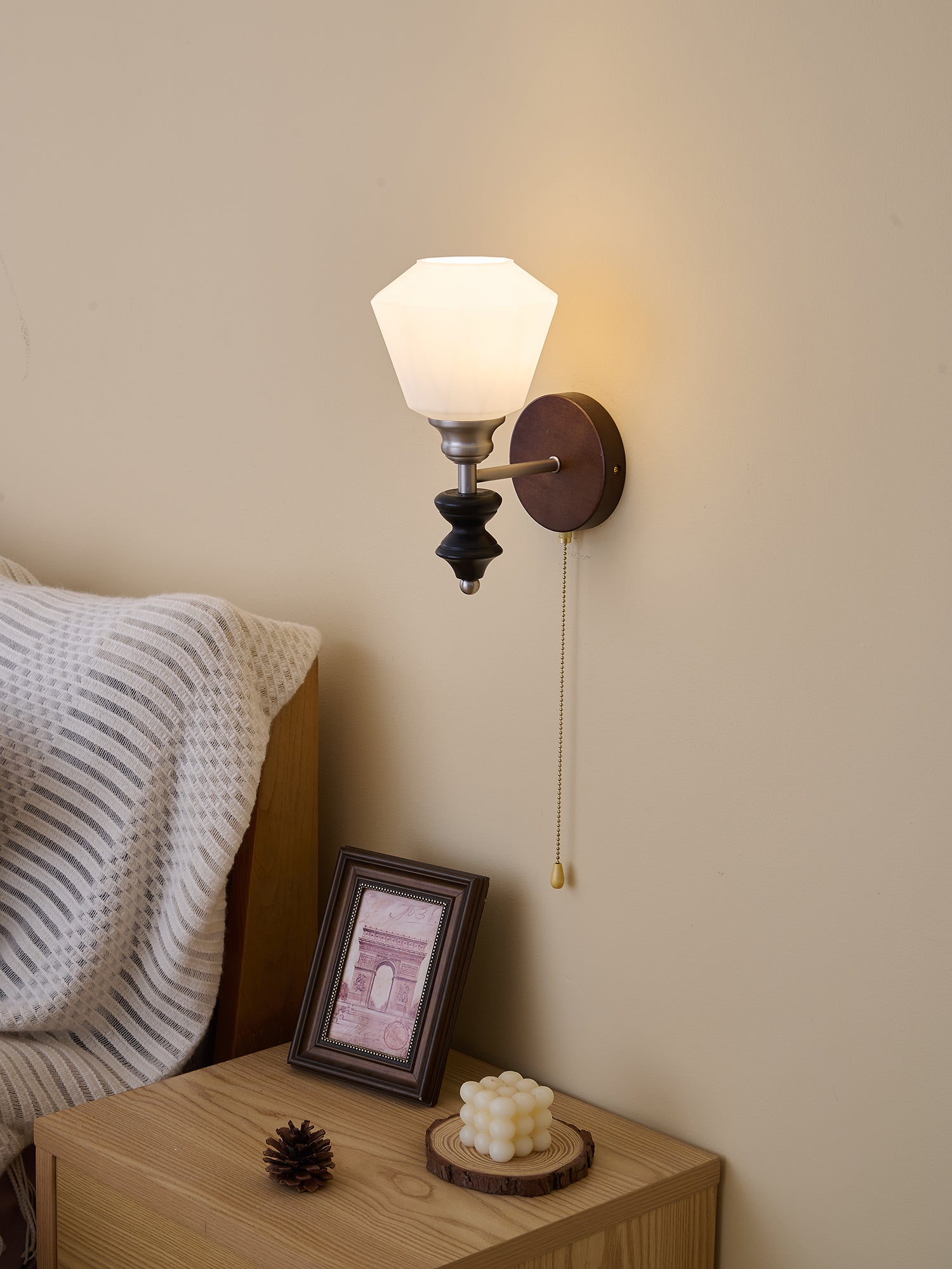 Lucille Elegance Classic Art Glass Wood Wall Lamp-Neutral Decor
