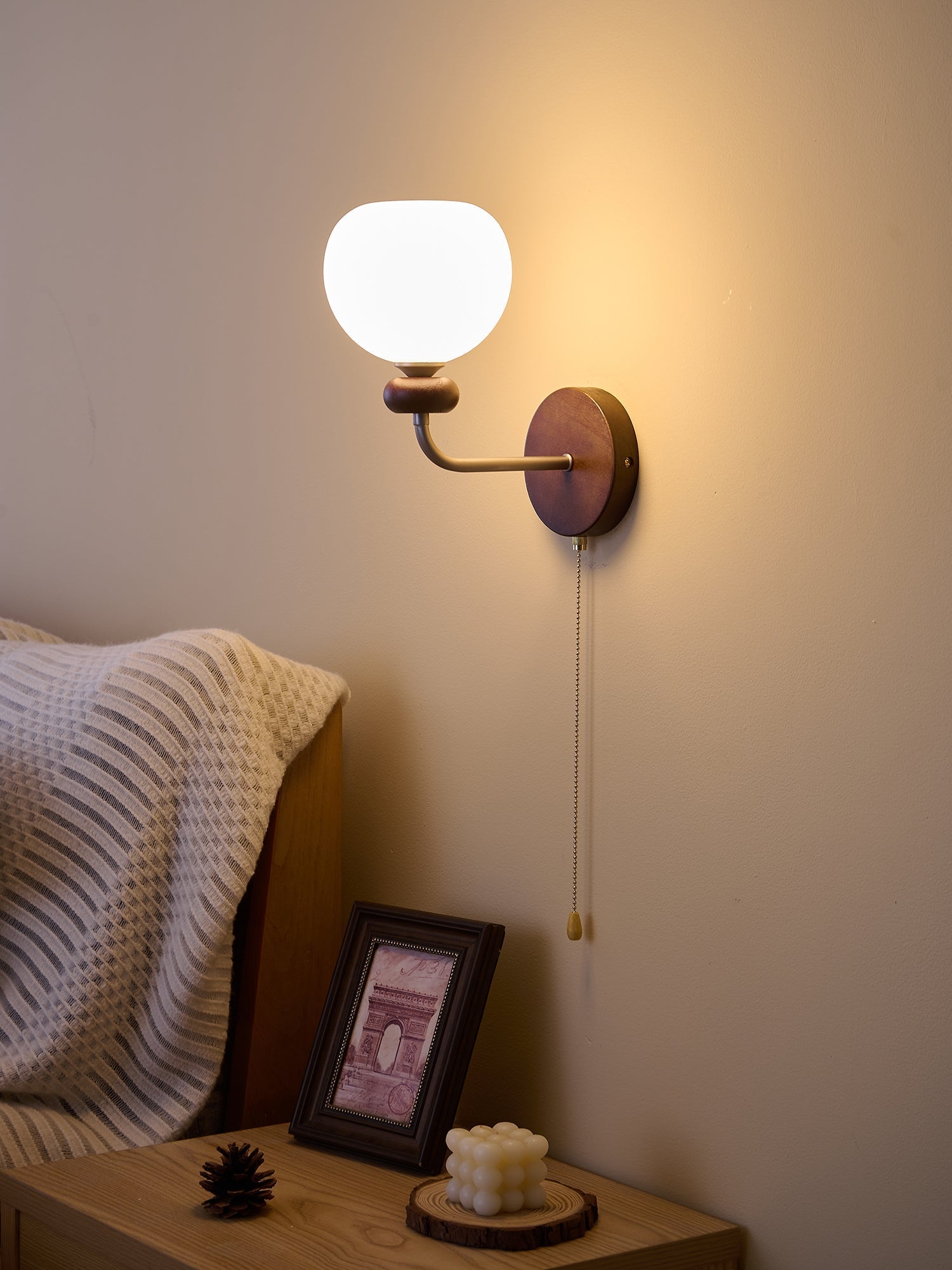Lucille Elegance Classic Art Glass Wood Wall Lamp-Neutral Decor