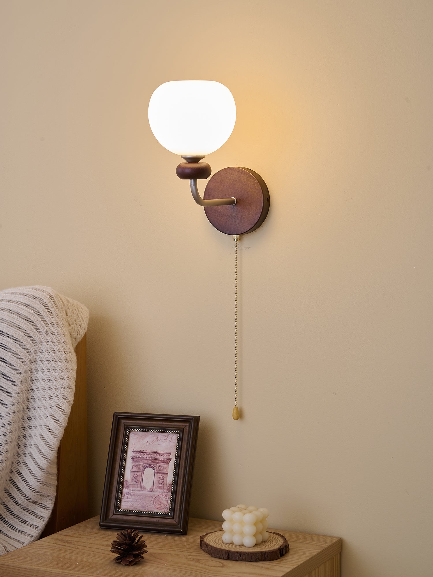 Lucille Elegance Classic Art Glass Wood Wall Lamp-Neutral Decor