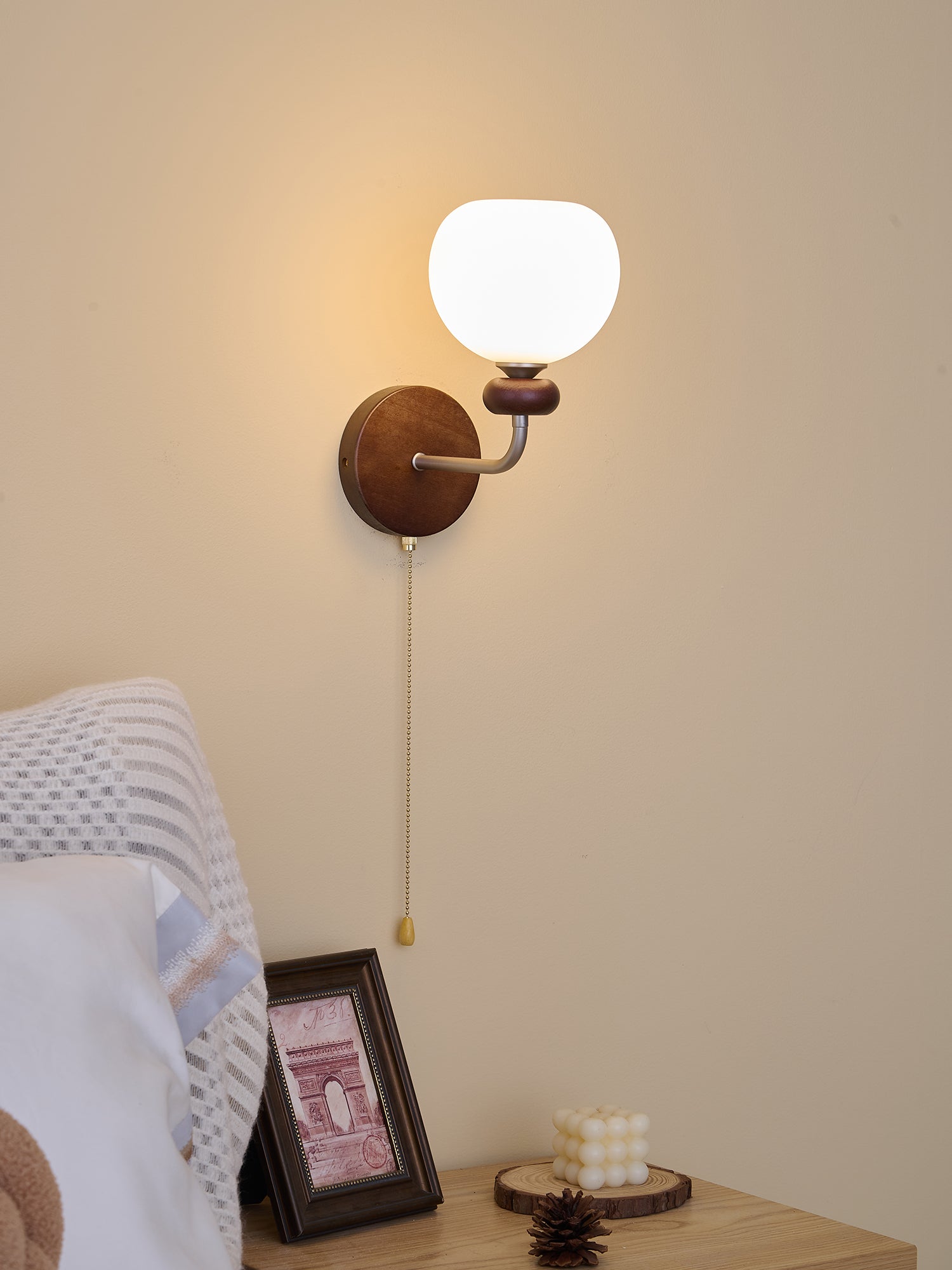 Lucille Elegance Classic Art Glass Wood Wall Lamp-Neutral Decor