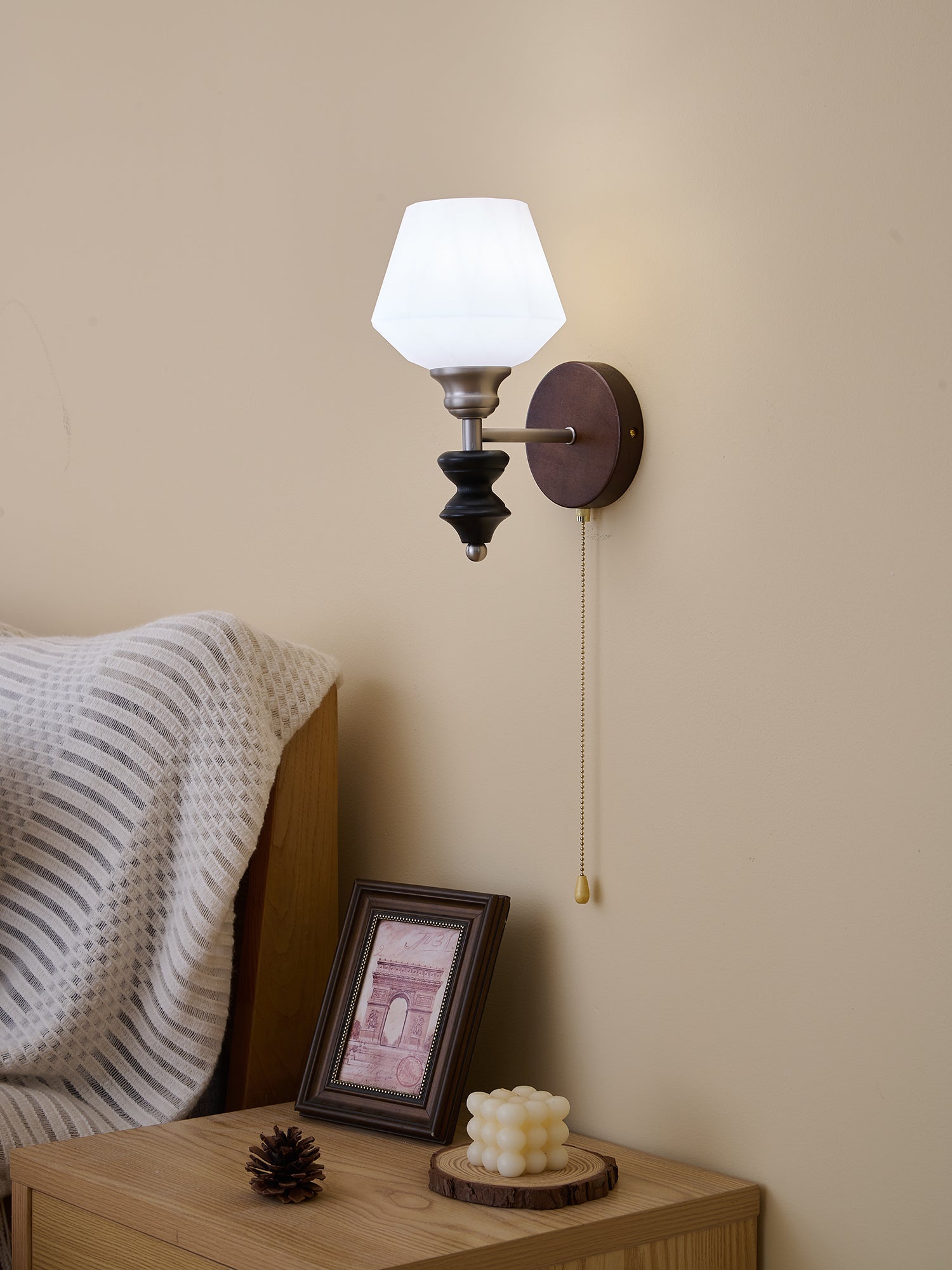 Lucille Elegance Classic Art Glass Wood Wall Lamp-Neutral Decor