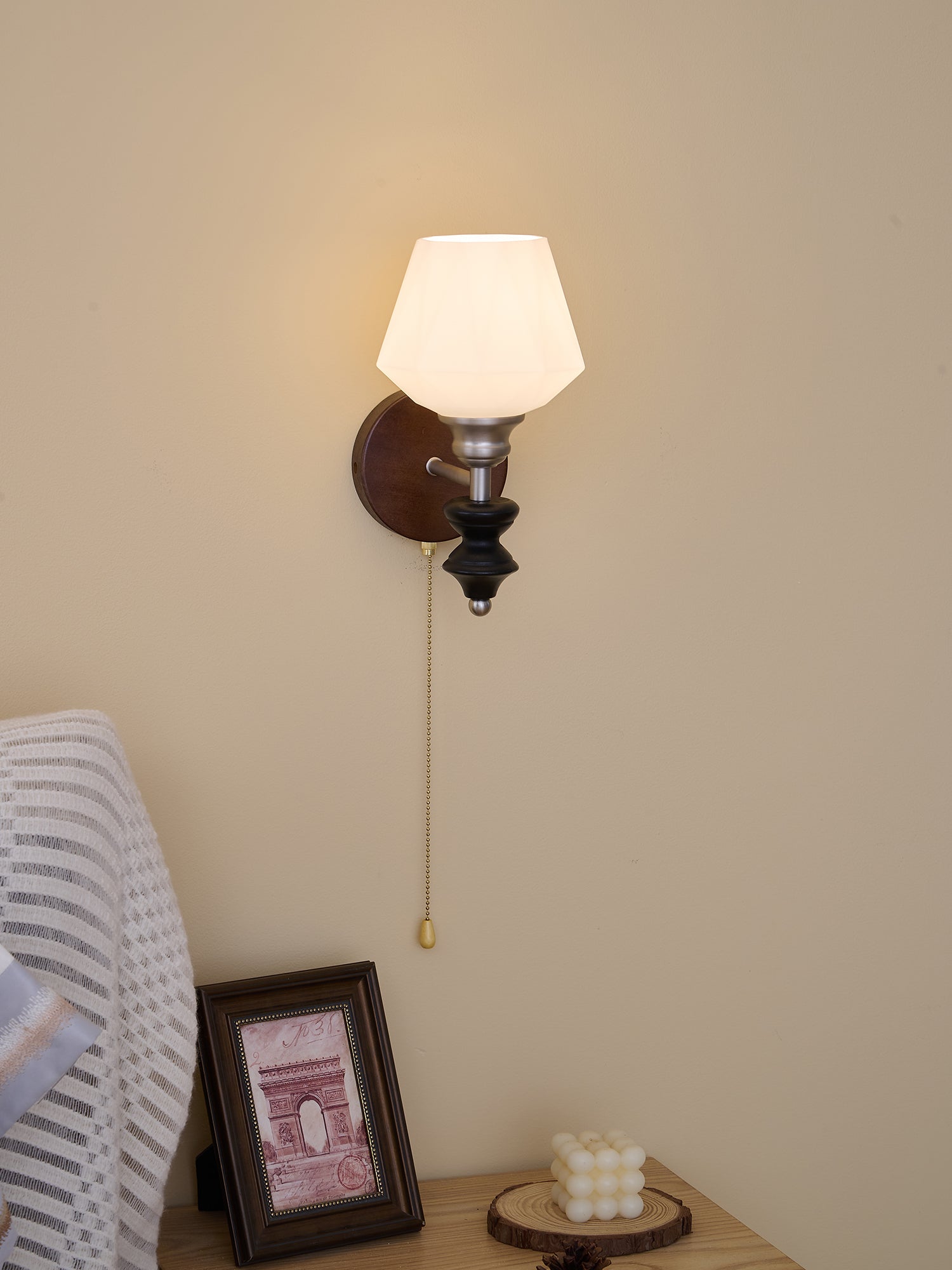 Lucille Elegance Classic Art Glass Wood Wall Lamp-Neutral Decor