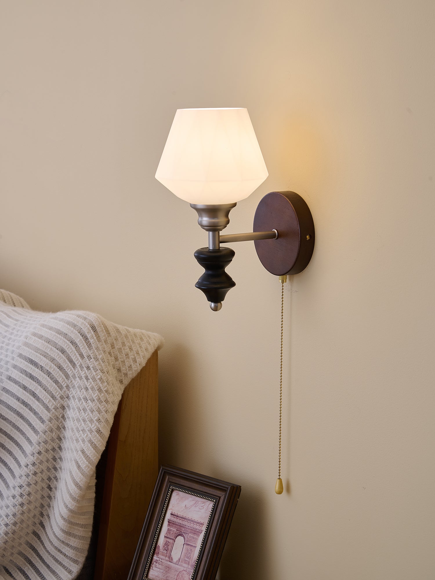 Lucille Elegance Classic Art Glass Wood Wall Lamp-Neutral Decor