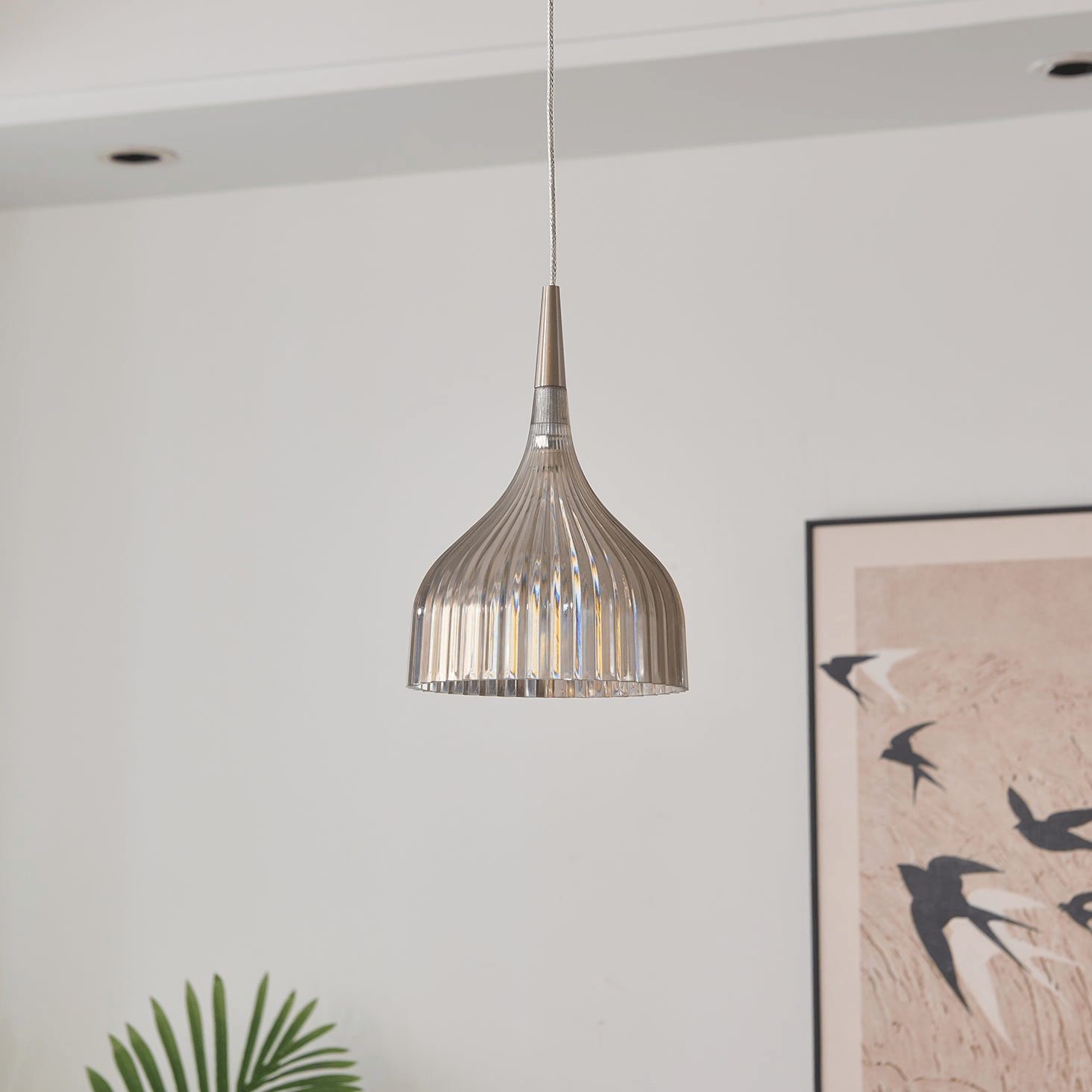 Durven Elegant Pendant Lamp-Neutral Decor