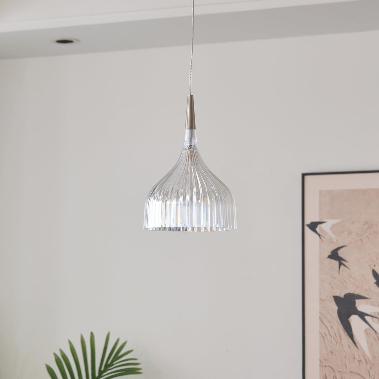 Durven Elegant Pendant Lamp-Neutral Decor