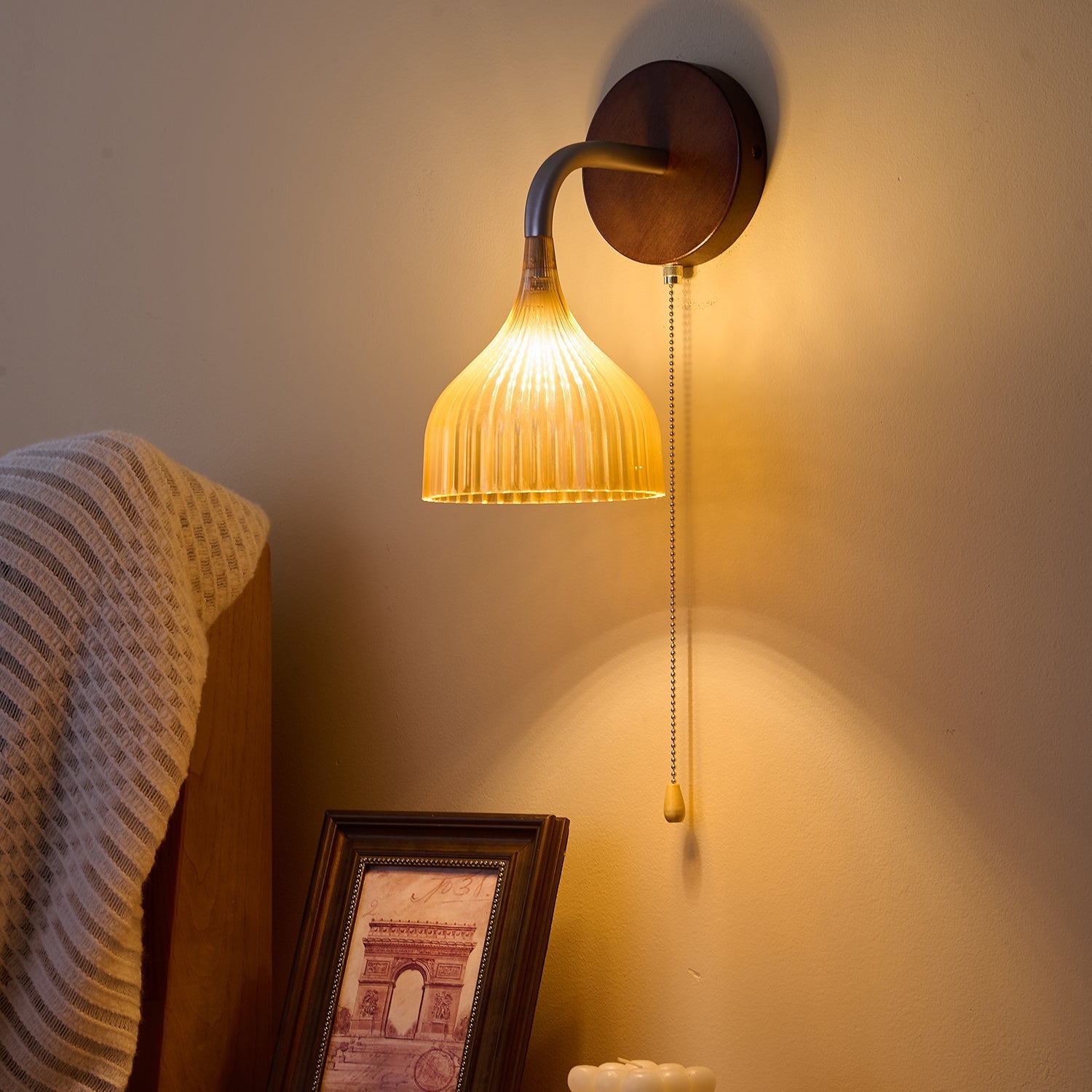 Cimararae Elegance Classic Wood Wall Lamp-Neutral Decor