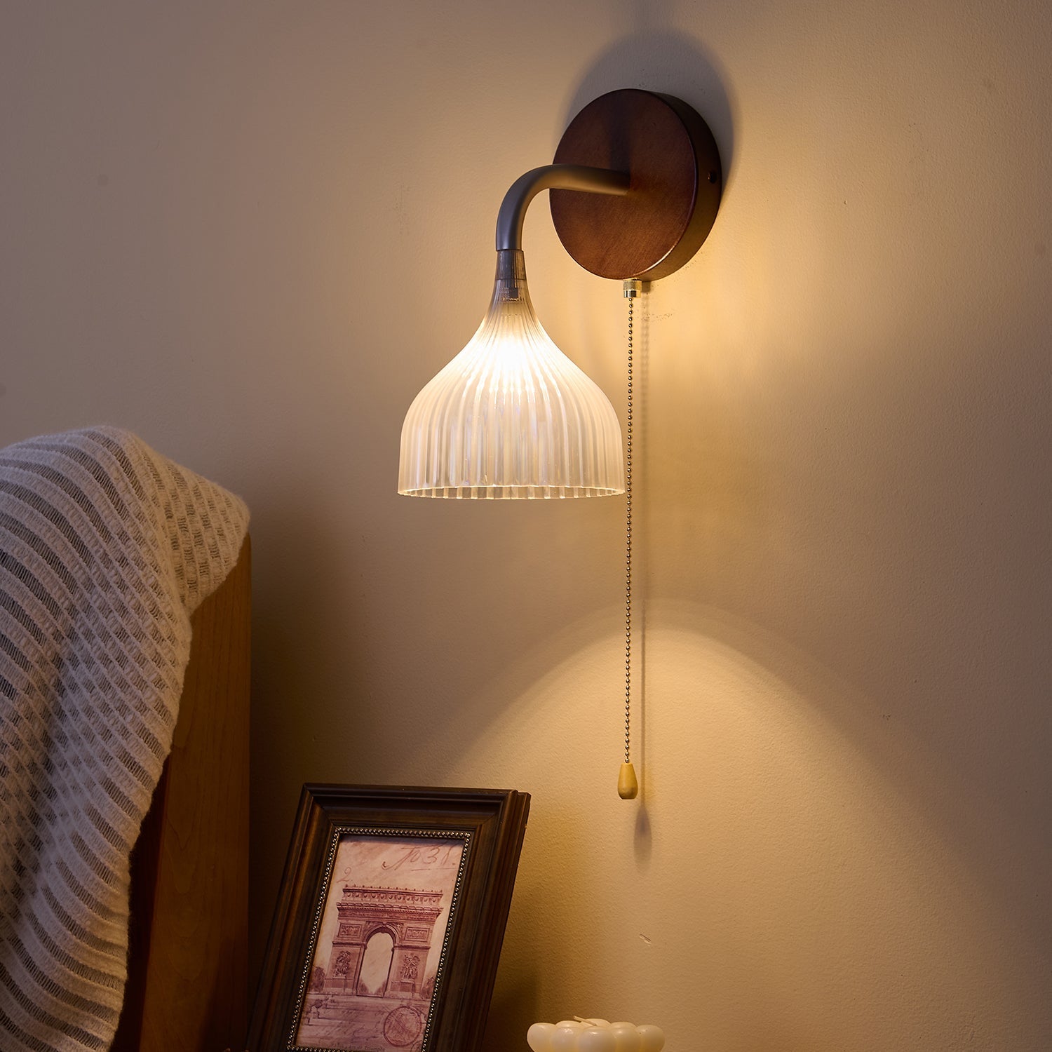 Cimararae Elegance Classic Wood Wall Lamp-Neutral Decor