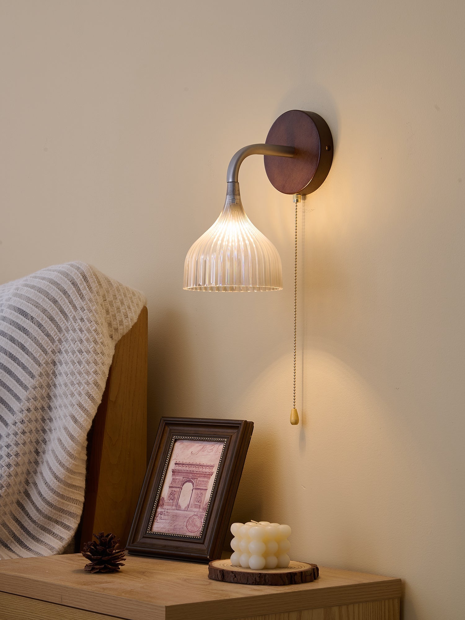 Cimararae Elegance Classic Wood Wall Lamp-Neutral Decor