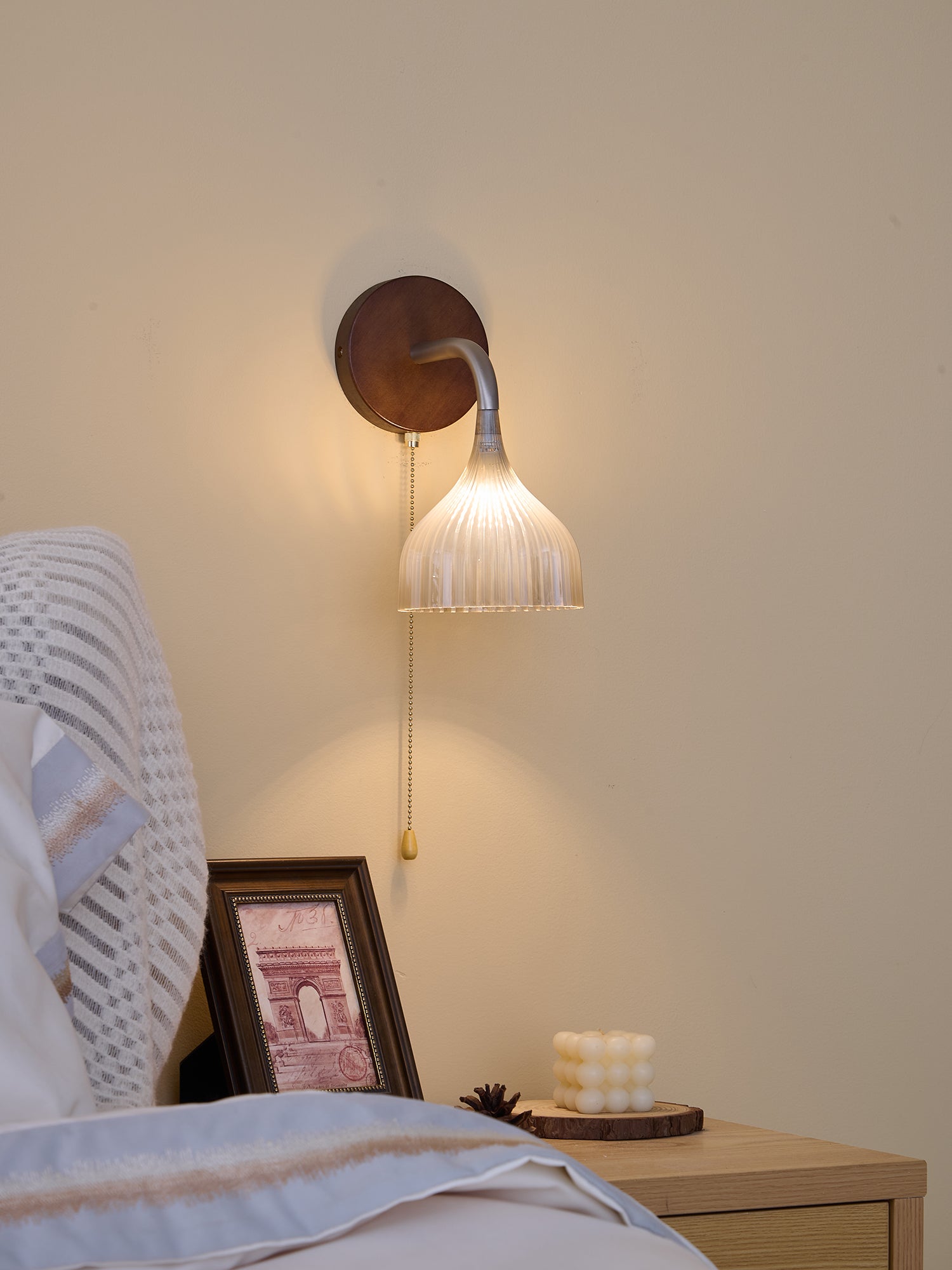 Cimararae Elegance Classic Wood Wall Lamp-Neutral Decor