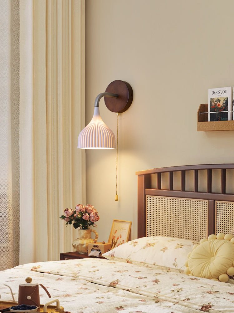 Cimararae Elegance Classic Wood Wall Lamp-Neutral Decor
