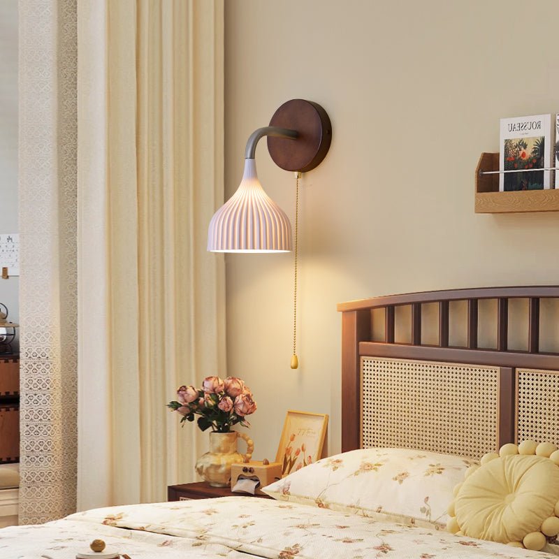 Cimararae Elegance Classic Wood Wall Lamp-Neutral Decor