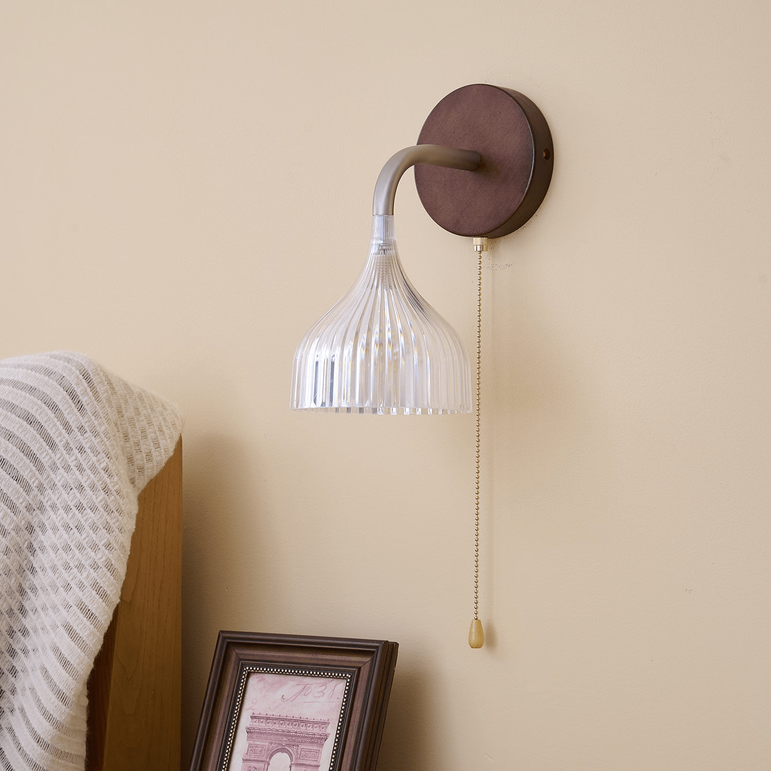 Cimararae Elegance Classic Wood Wall Lamp-Neutral Decor