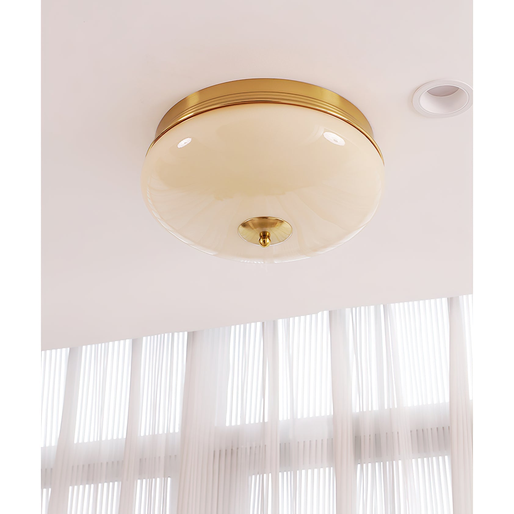 Vatalisra Ceiling Light