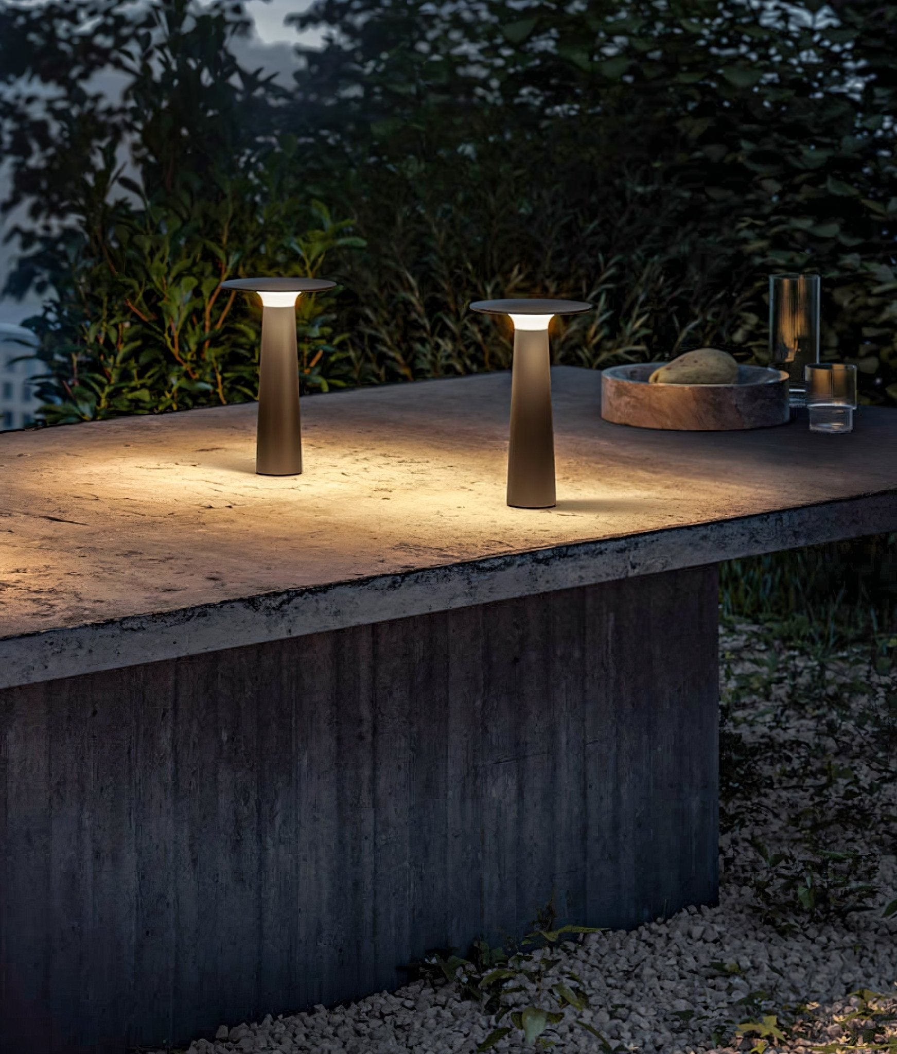 Gwil Disk Outdoor Table Light-Neutral Decor
