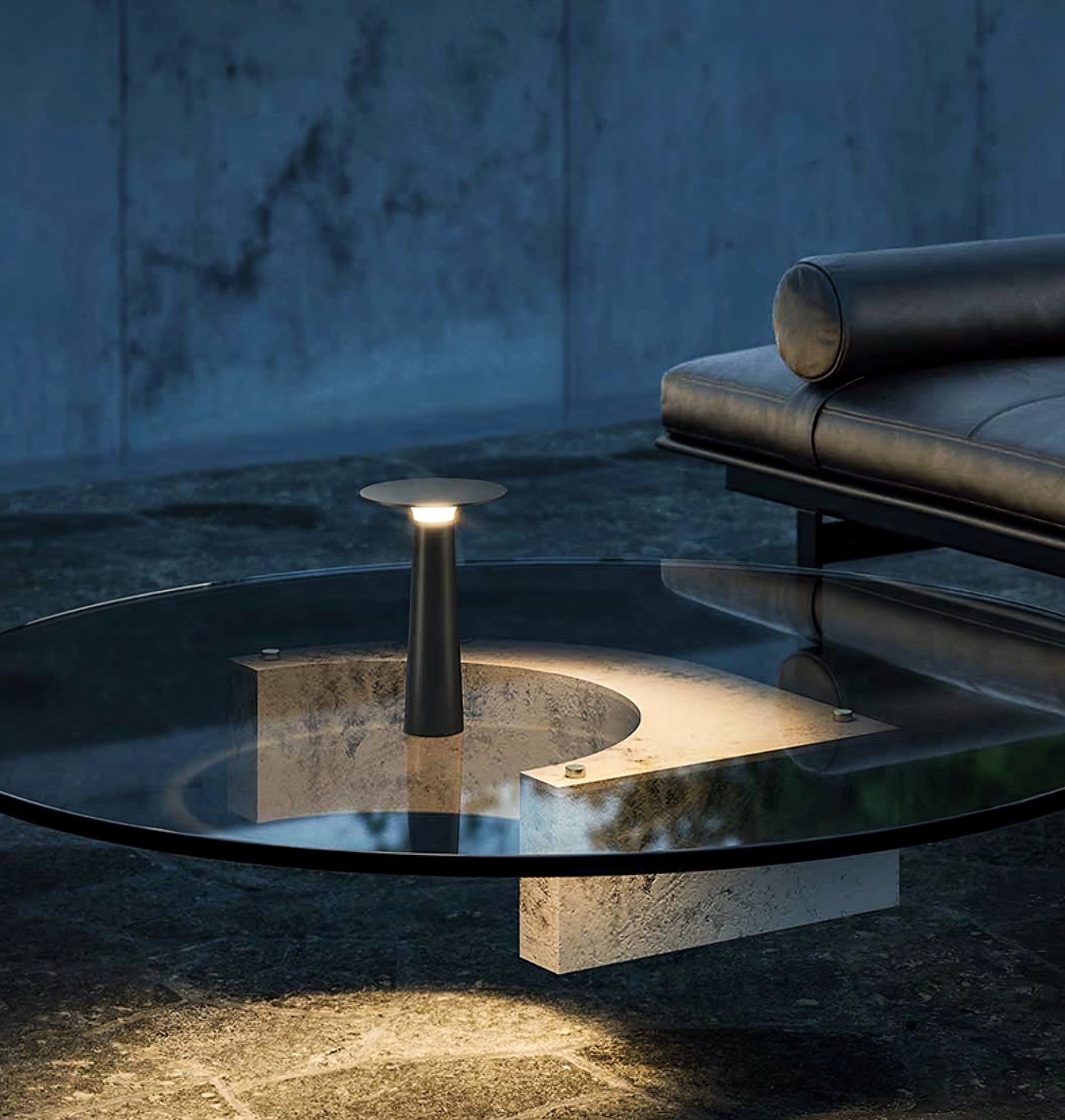 Gwil Disk Outdoor Table Light-Neutral Decor