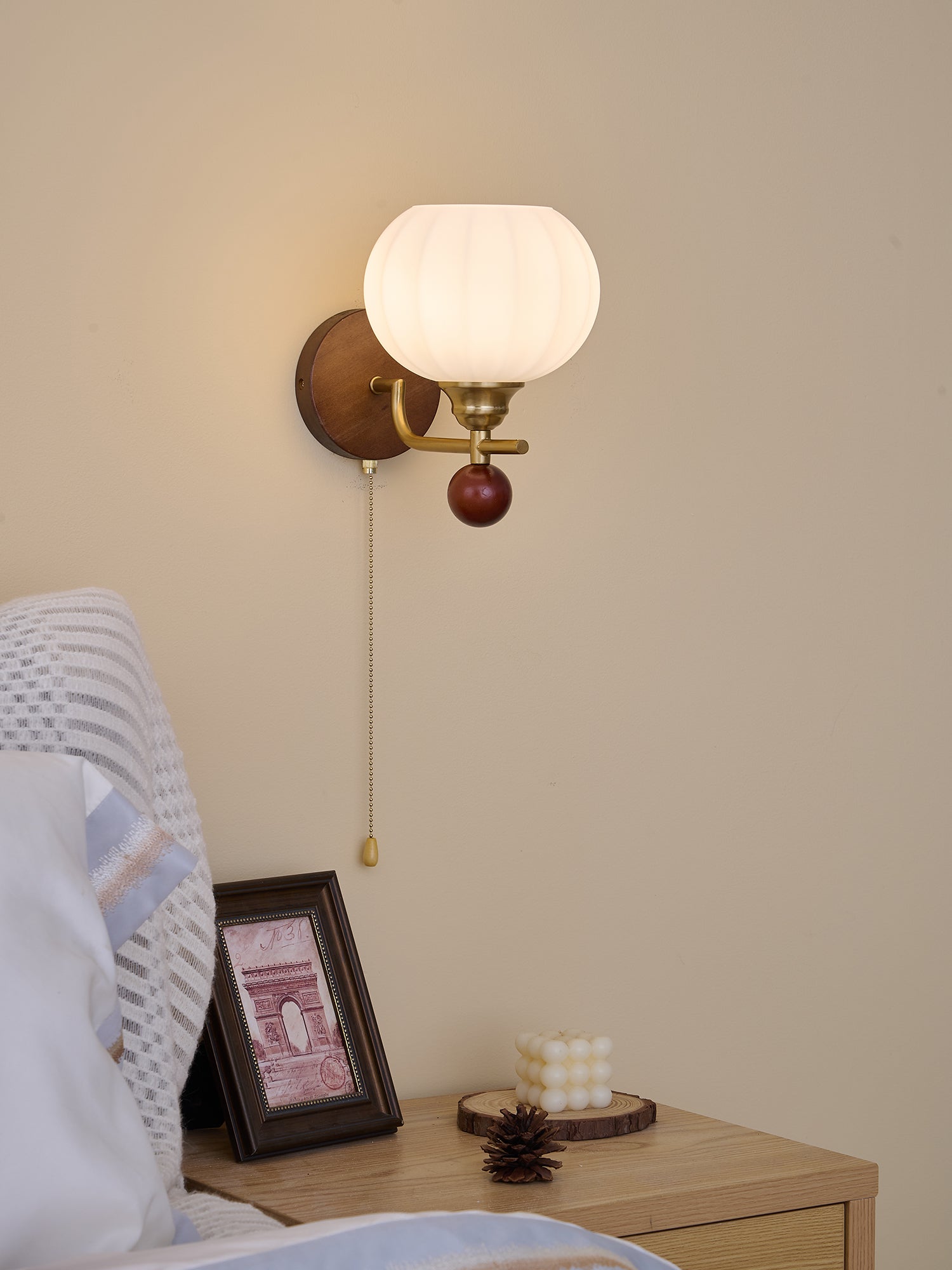 Deveno Premium Nordic Art Crest Glass Wood Wall Lamp-Neutral Decor