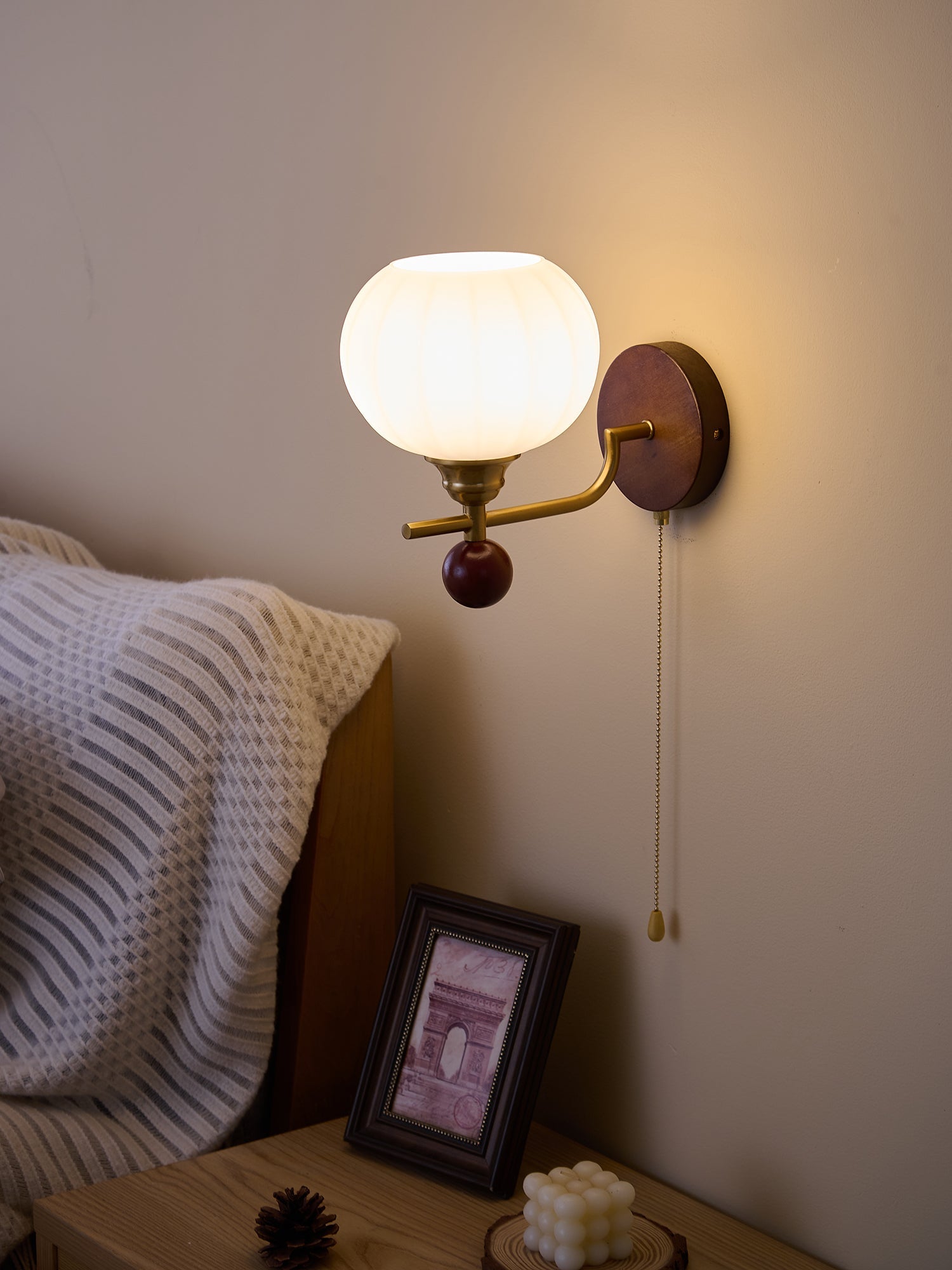 Deveno Premium Nordic Art Crest Glass Wood Wall Lamp-Neutral Decor