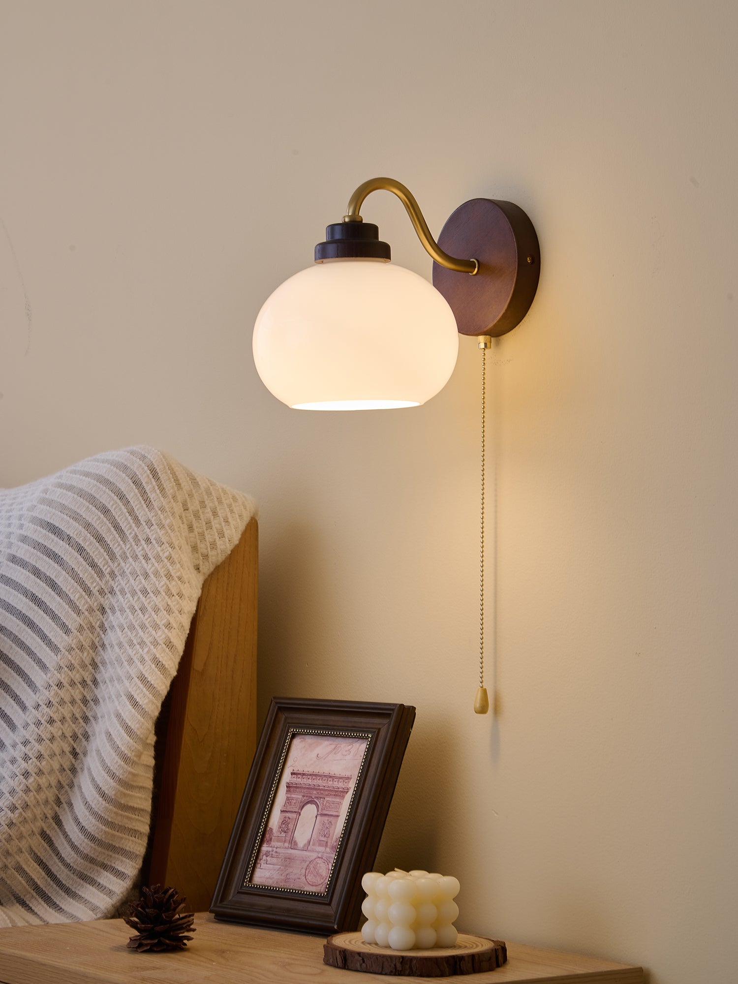 Deveno Premium Nordic Art Crest Glass Wood Wall Lamp-Neutral Decor