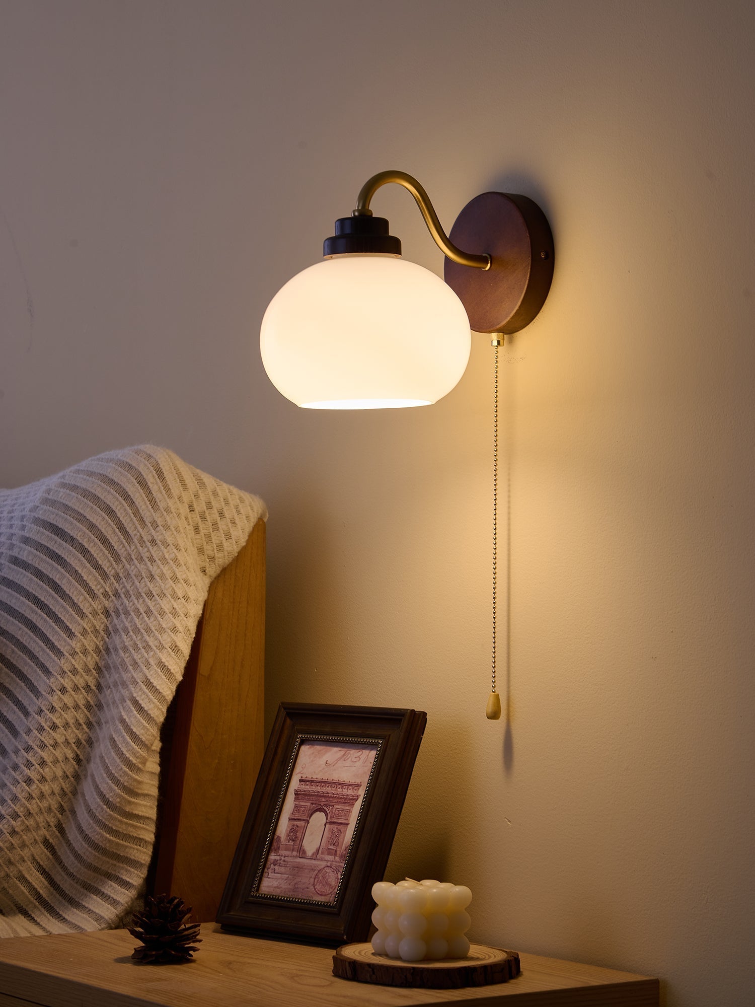 Deveno Premium Nordic Art Crest Glass Wood Wall Lamp-Neutral Decor