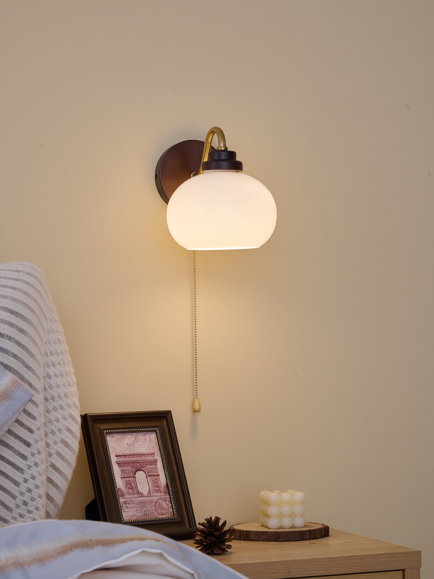 Deveno Premium Nordic Art Crest Glass Wood Wall Lamp-Neutral Decor