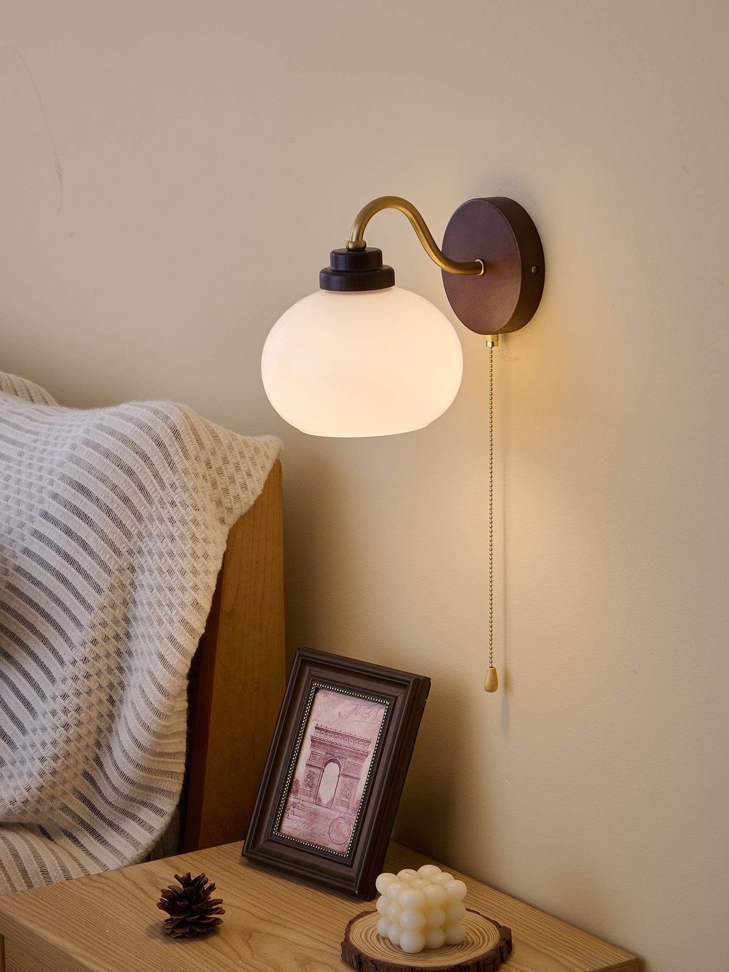 Deveno Premium Nordic Art Crest Glass Wood Wall Lamp-Neutral Decor