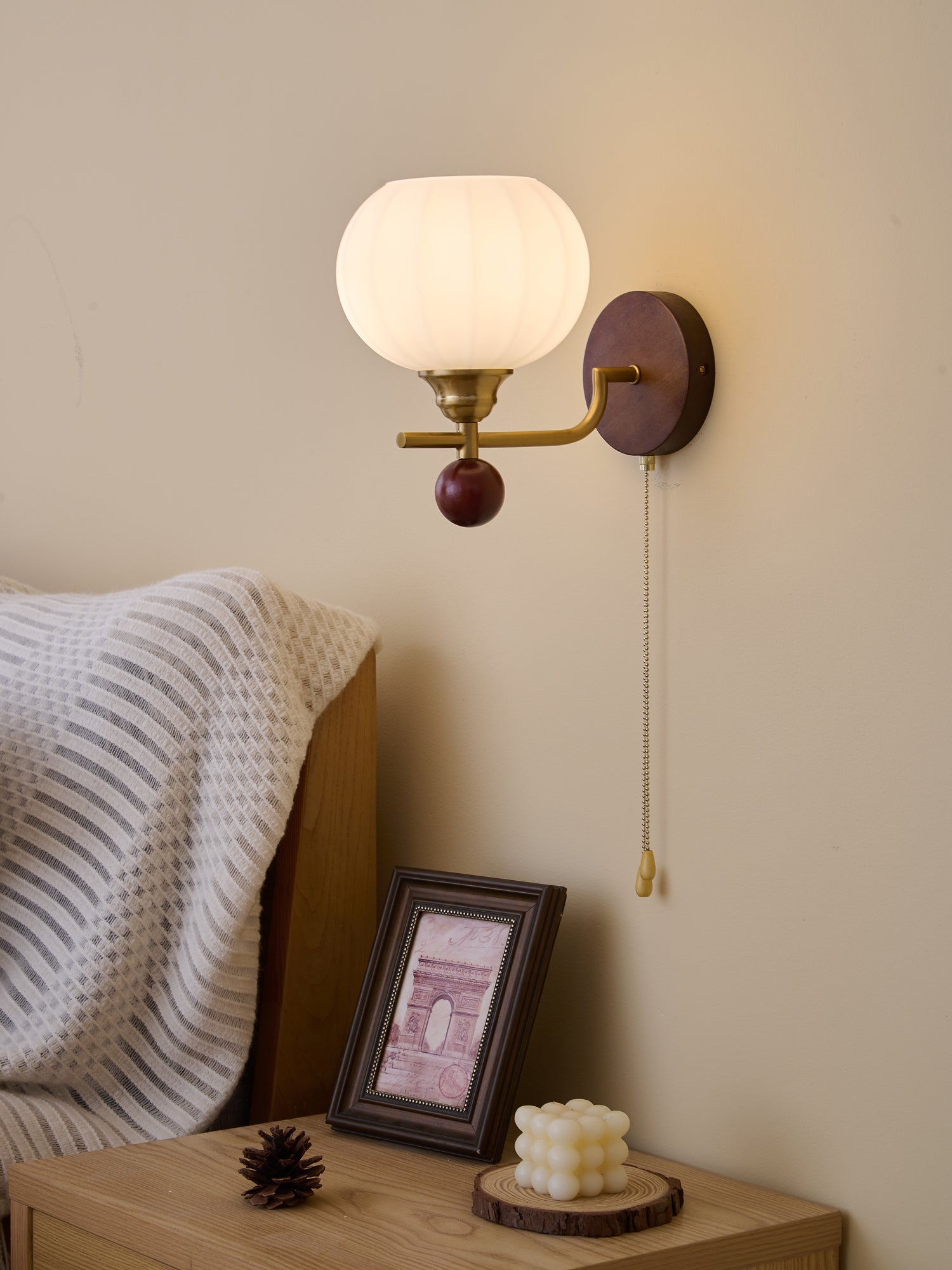Deveno Premium Nordic Art Crest Glass Wood Wall Lamp-Neutral Decor