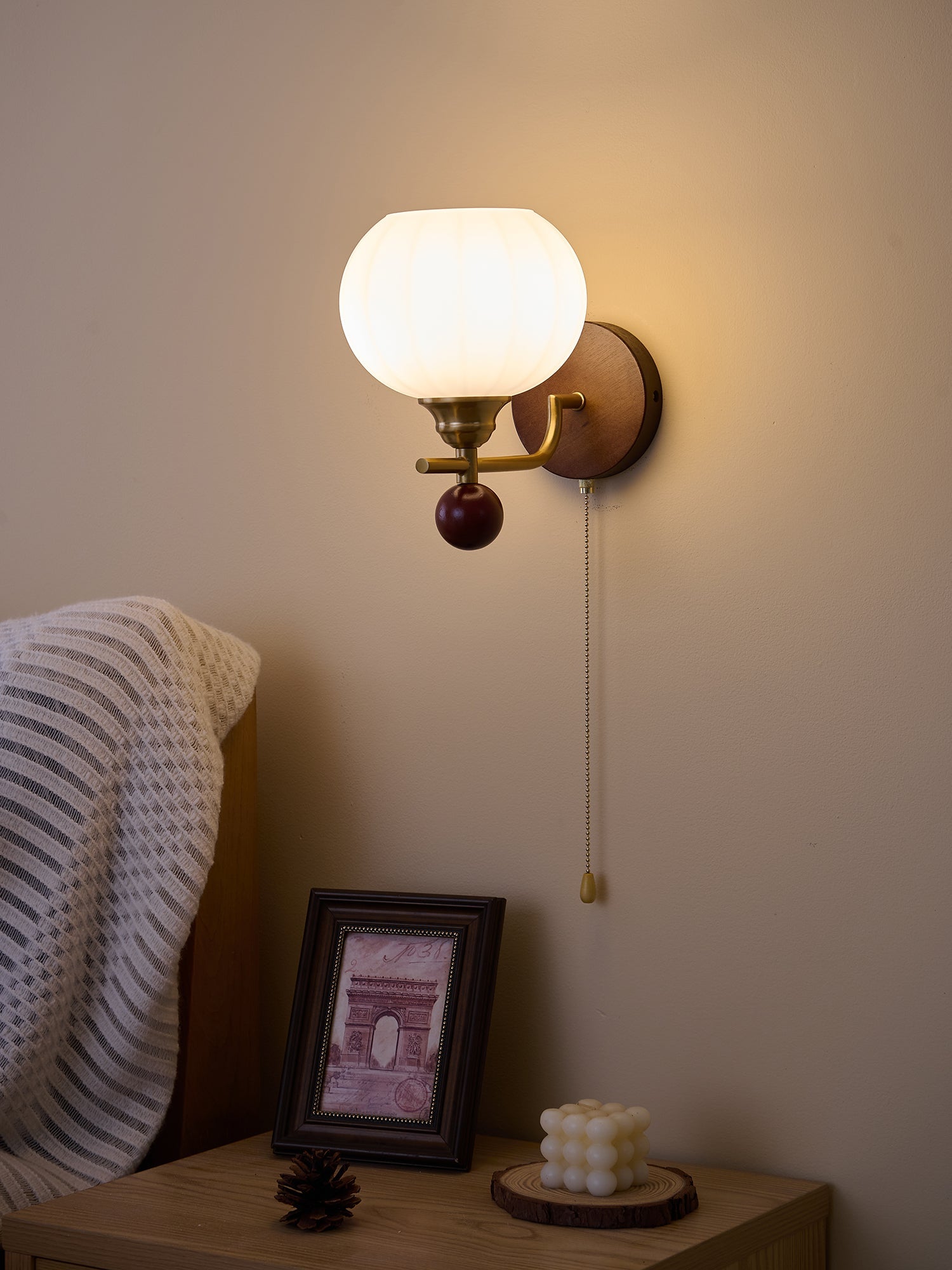 Deveno Premium Nordic Art Crest Glass Wood Wall Lamp-Neutral Decor