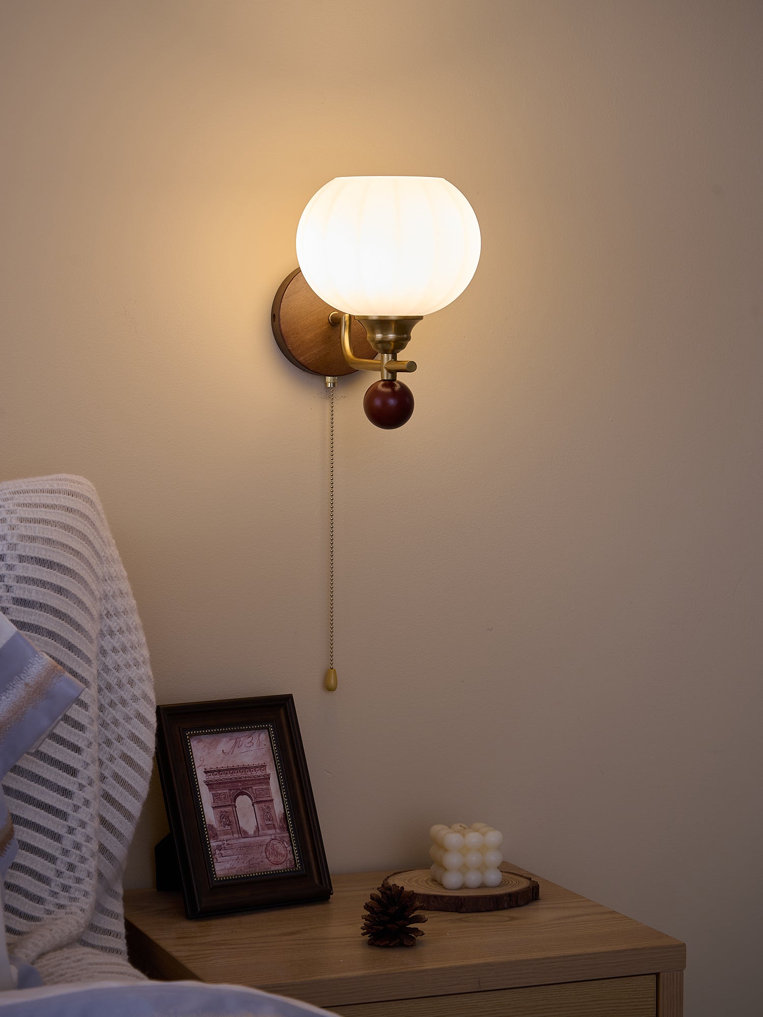 Deveno Premium Nordic Art Crest Glass Wood Wall Lamp-Neutral Decor