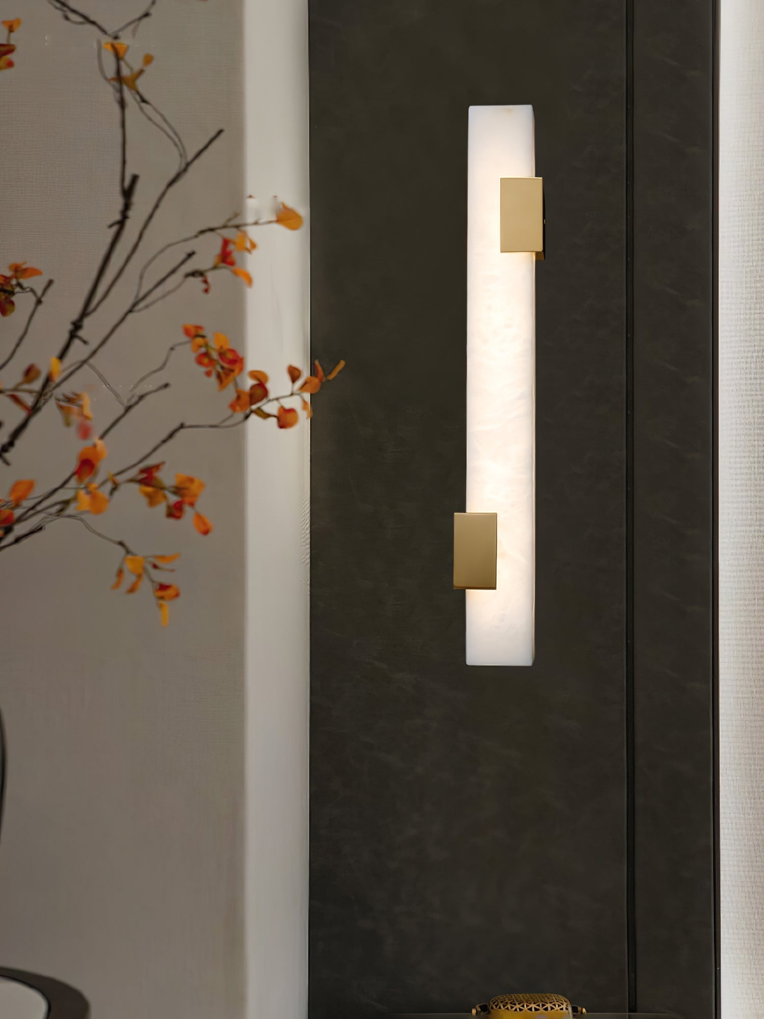 Eos Linear Alabaster Wall Light-Neutral Decor