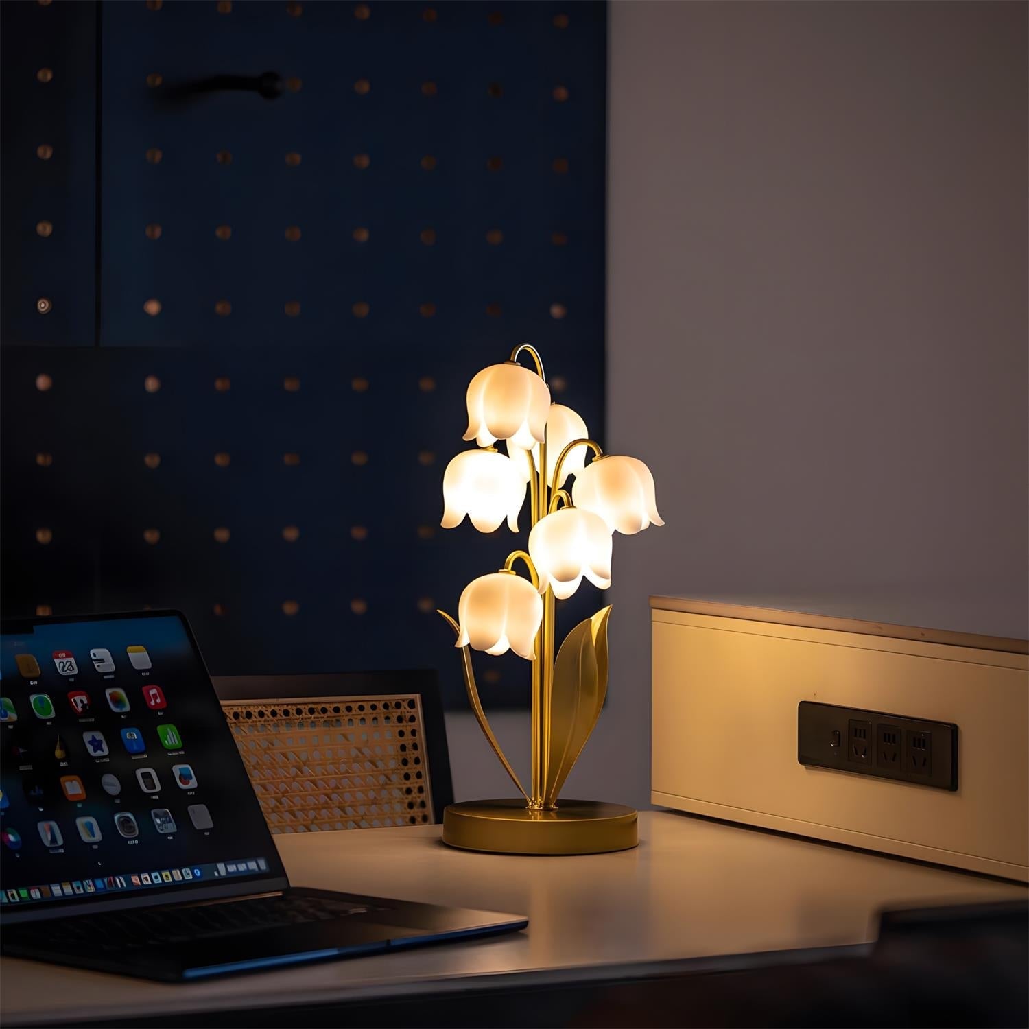 Florine Table Lamp