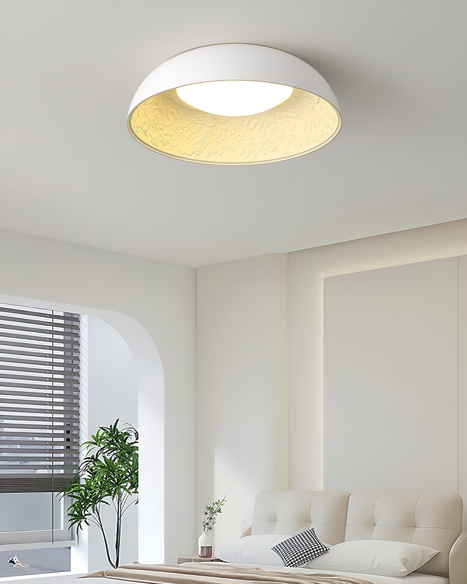 Serava Ceiling Light Floral patterns