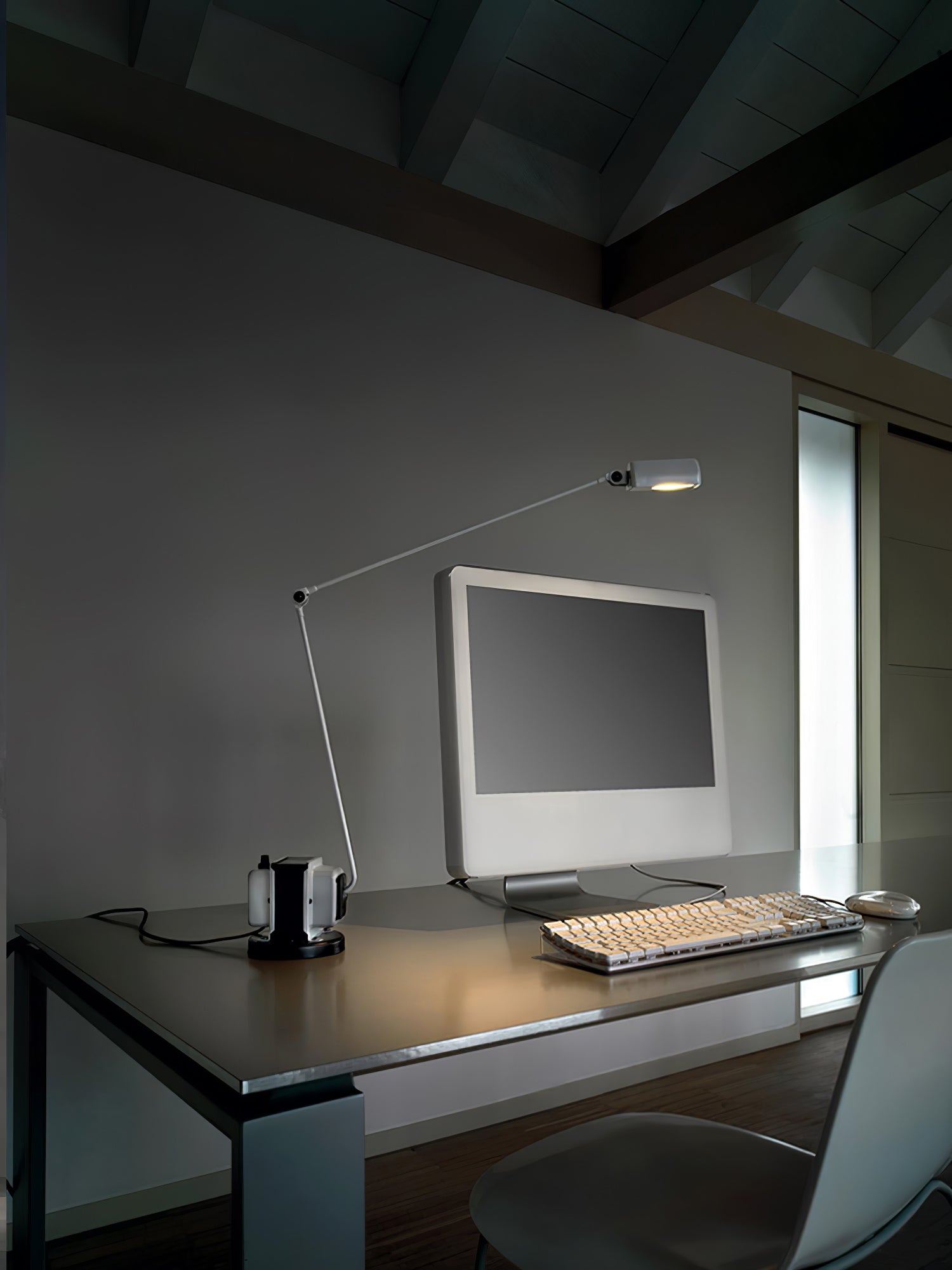 Orvyn Minimalist Table Lamp-Neutral Decor