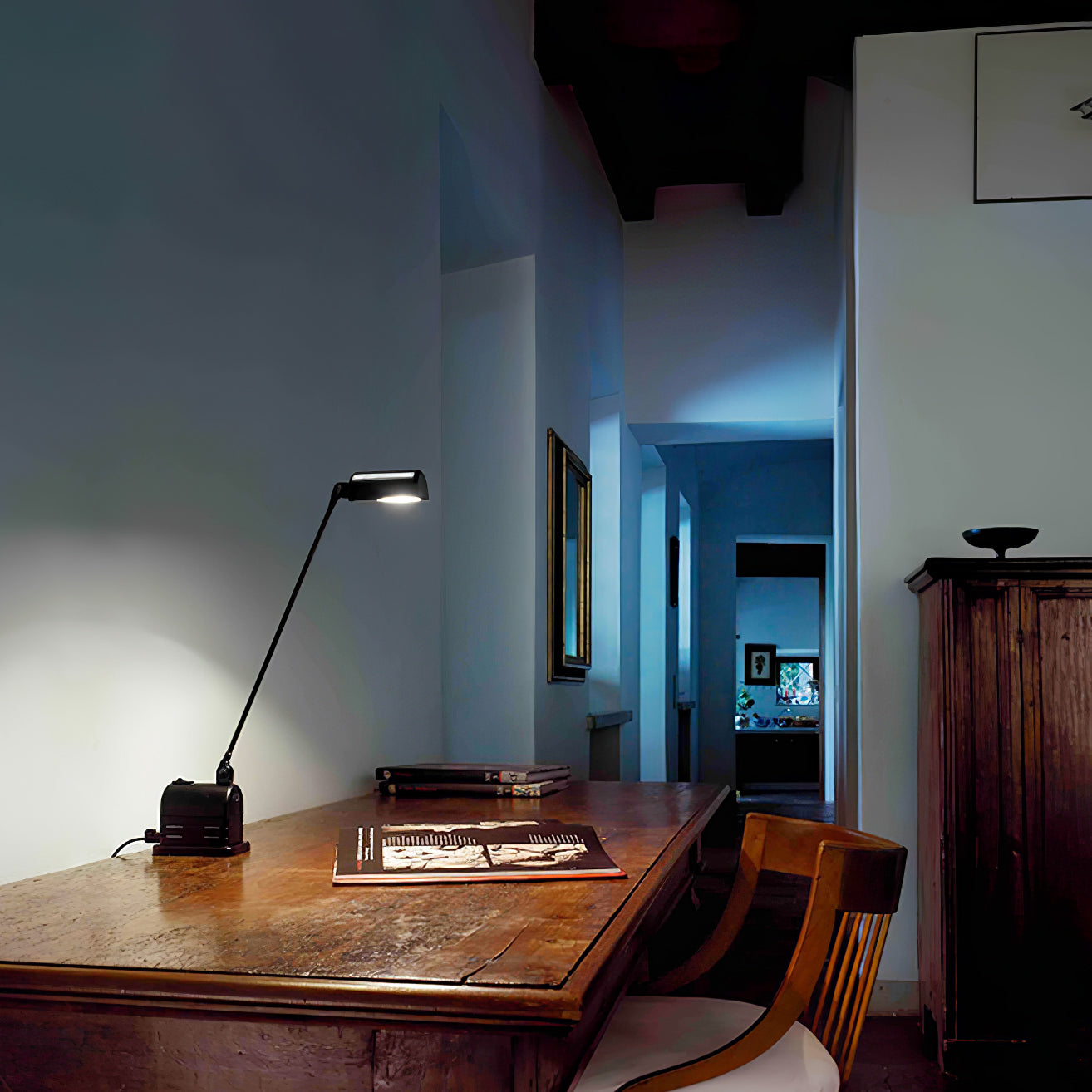 Orvyn Minimalist Table Lamp-Neutral Decor
