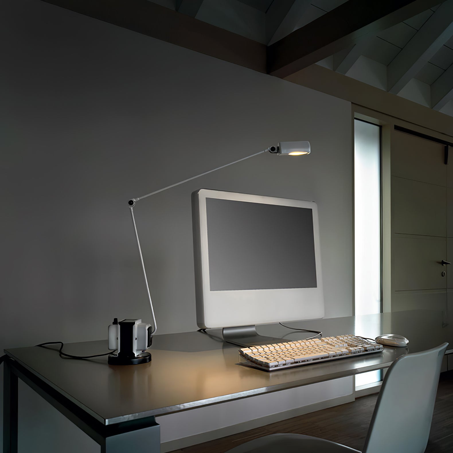 Orvyn Minimalist Table Lamp-Neutral Decor