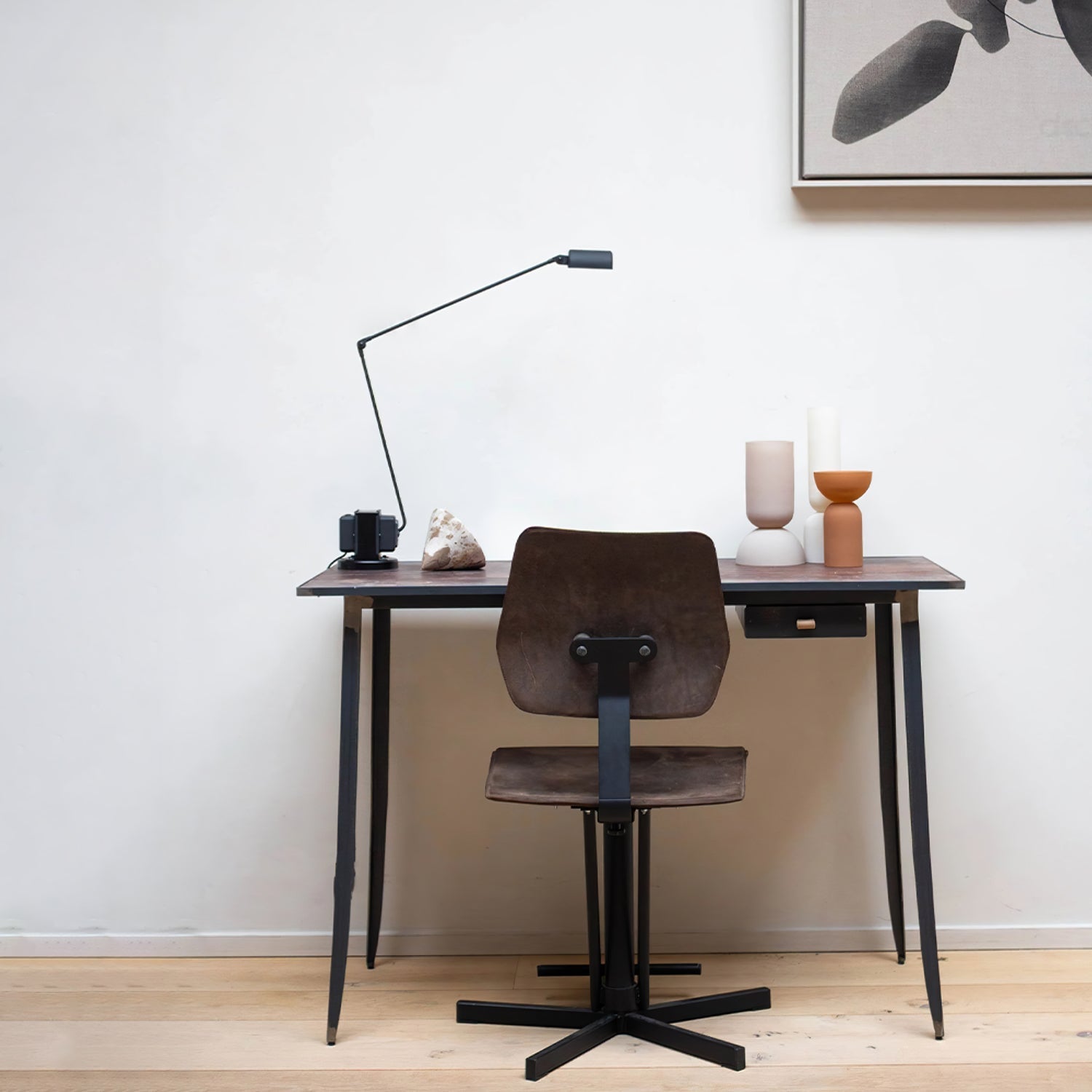 Orvyn Minimalist Table Lamp-Neutral Decor