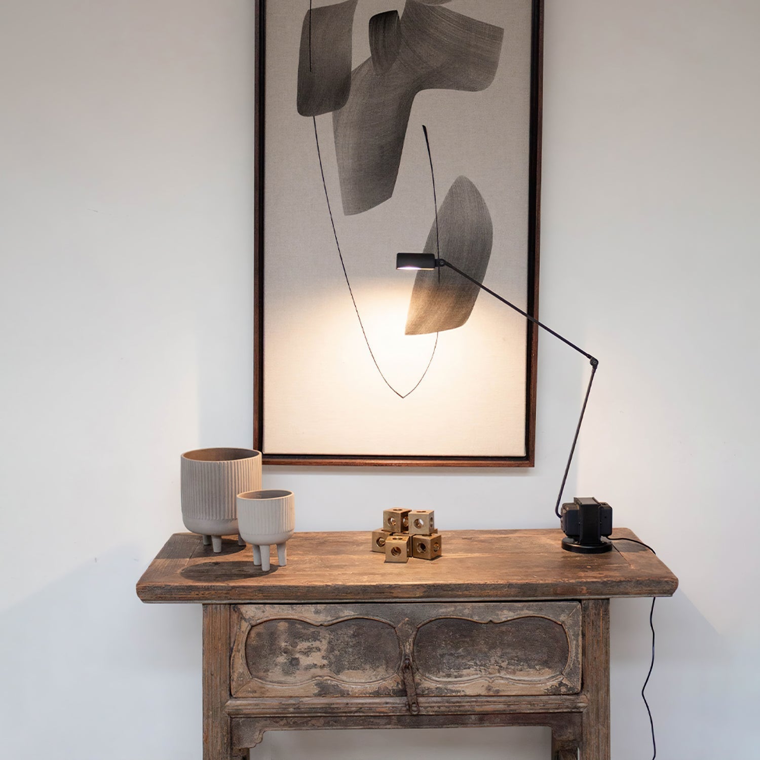 Orvyn Minimalist Table Lamp-Neutral Decor