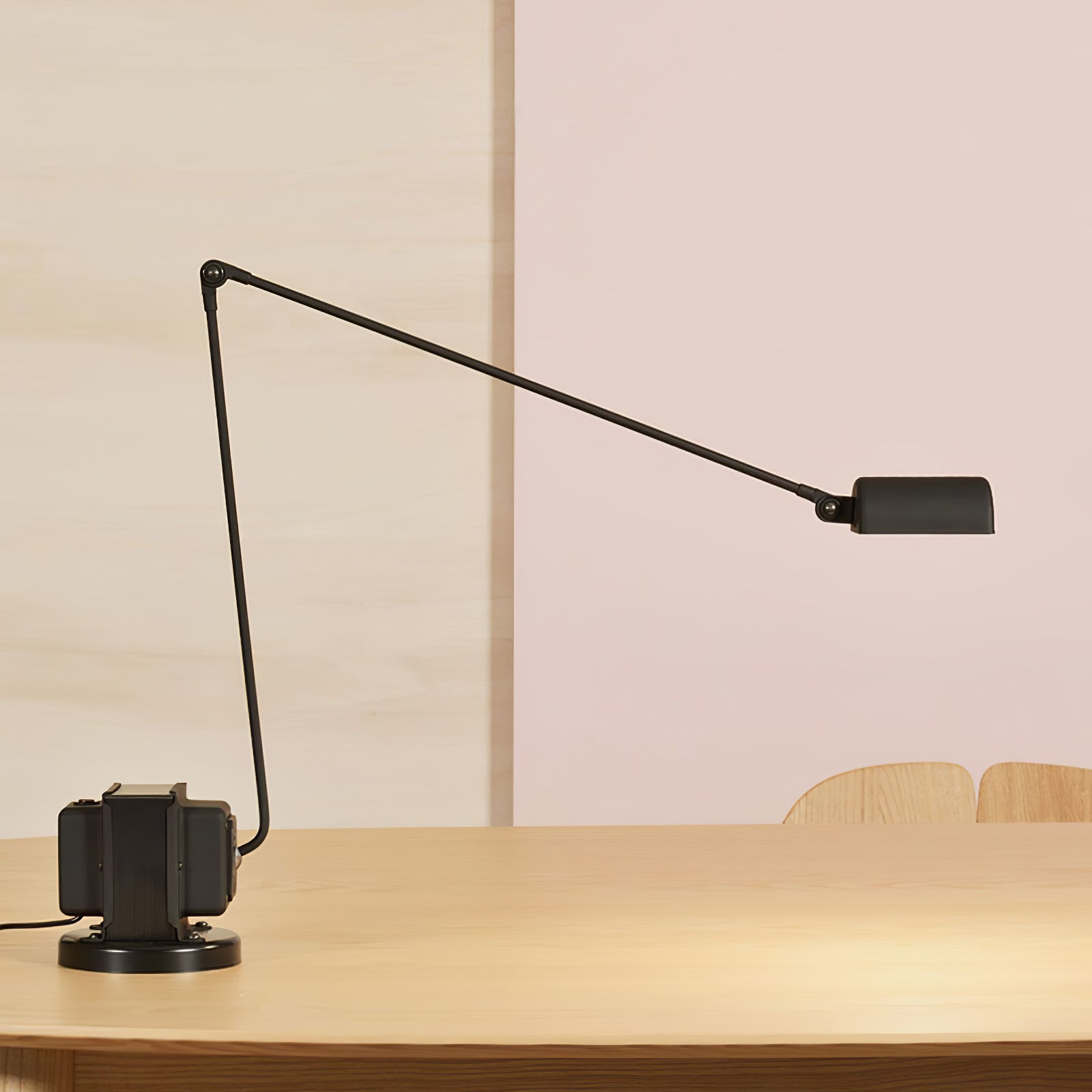 Orvyn Minimalist Table Lamp-Neutral Decor