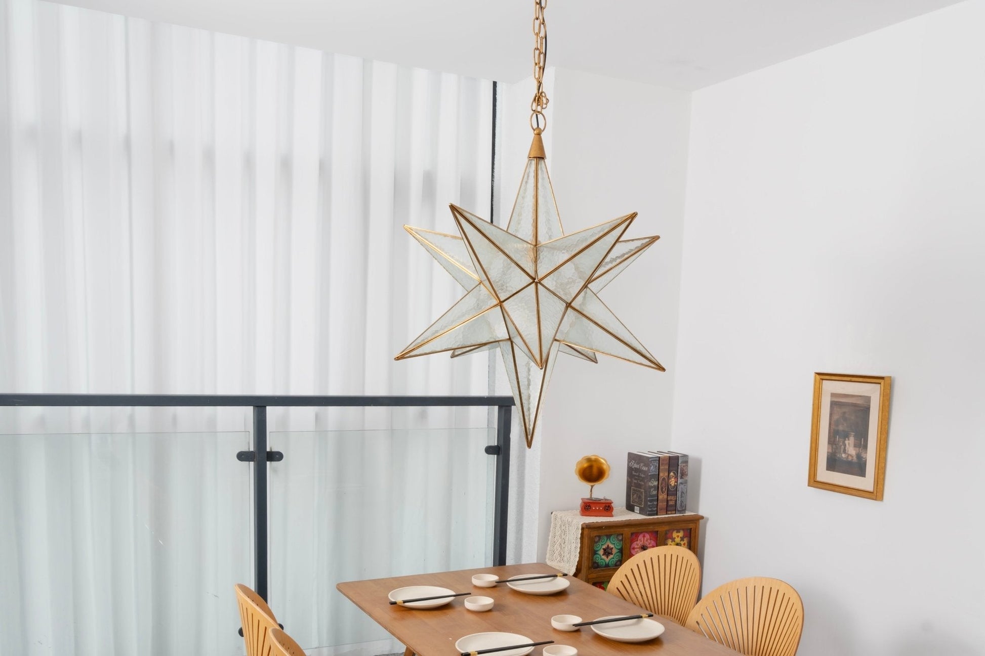 Sotr Elegant Glass Star Chandelier-Neutral Decor