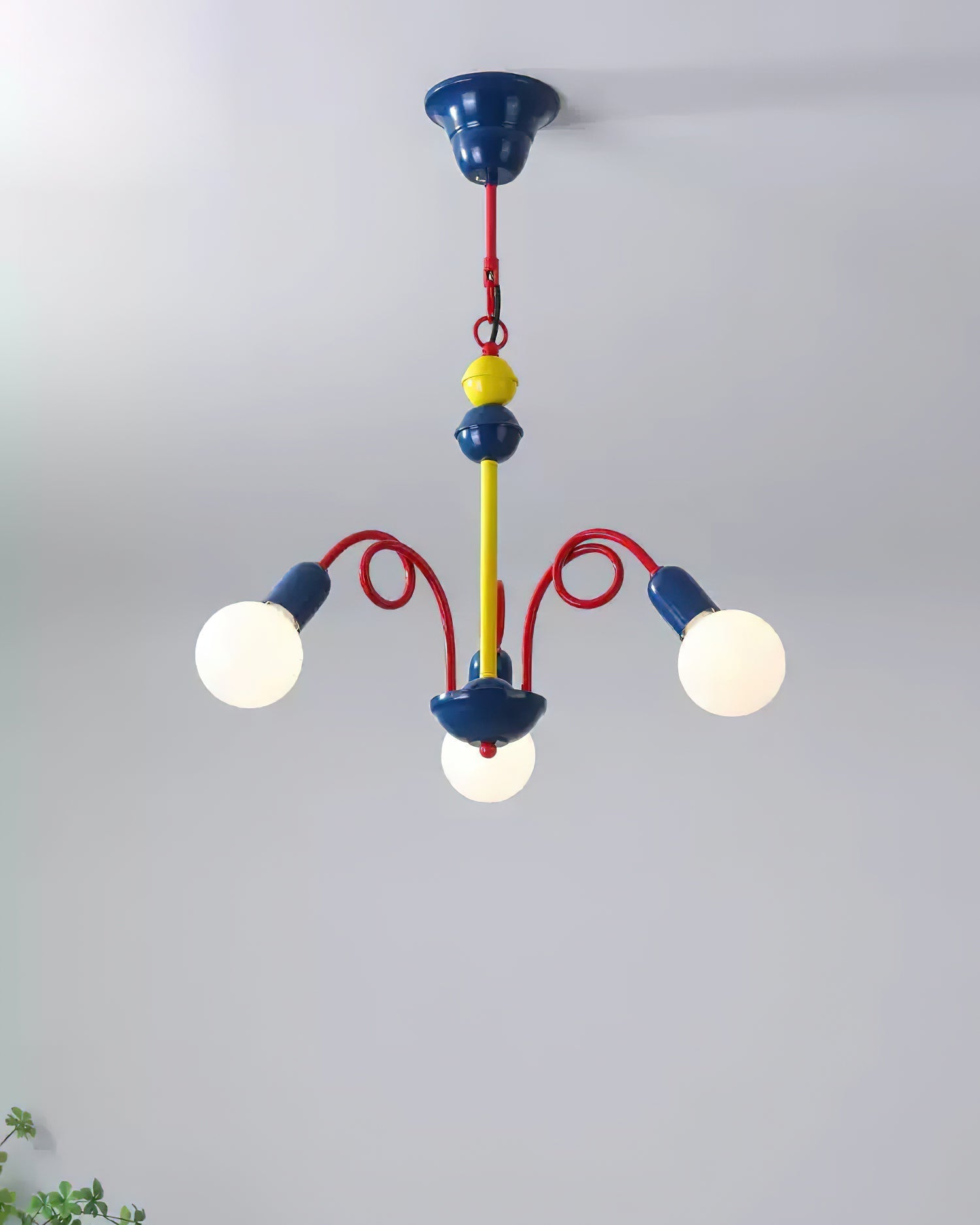 Velennir Chandelier