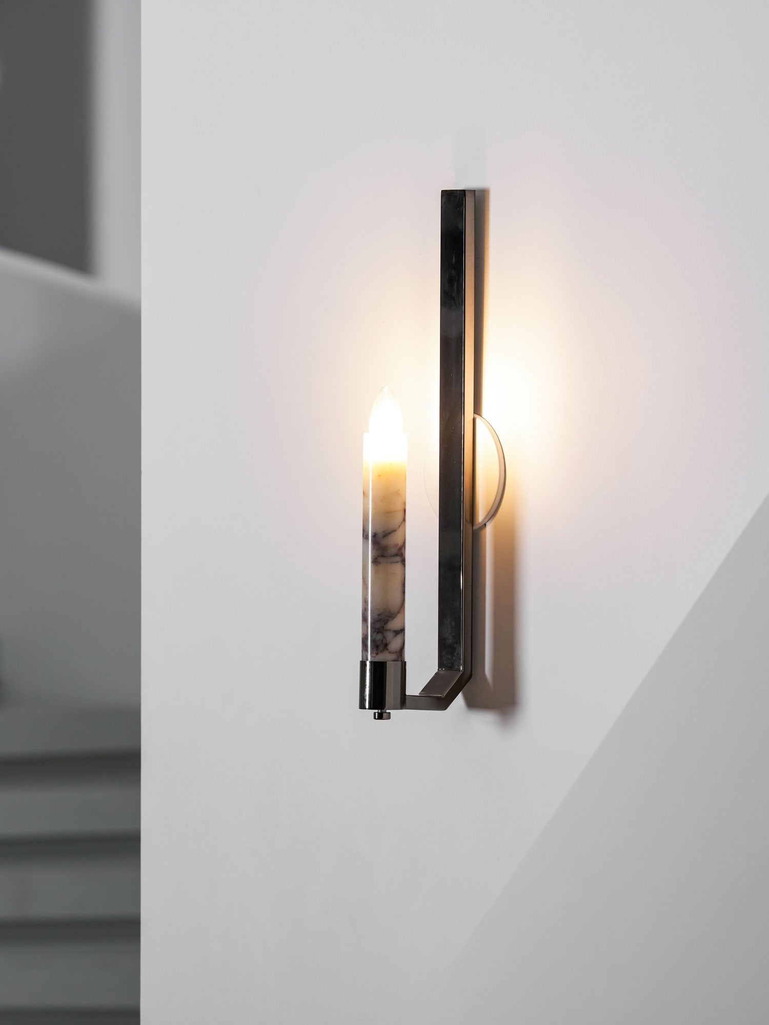 Mateo Modern Wall Lamp-Neutral Decor