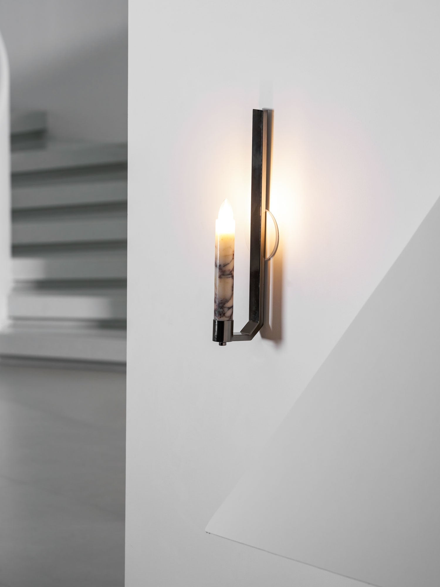 Mateo Modern Wall Lamp-Neutral Decor