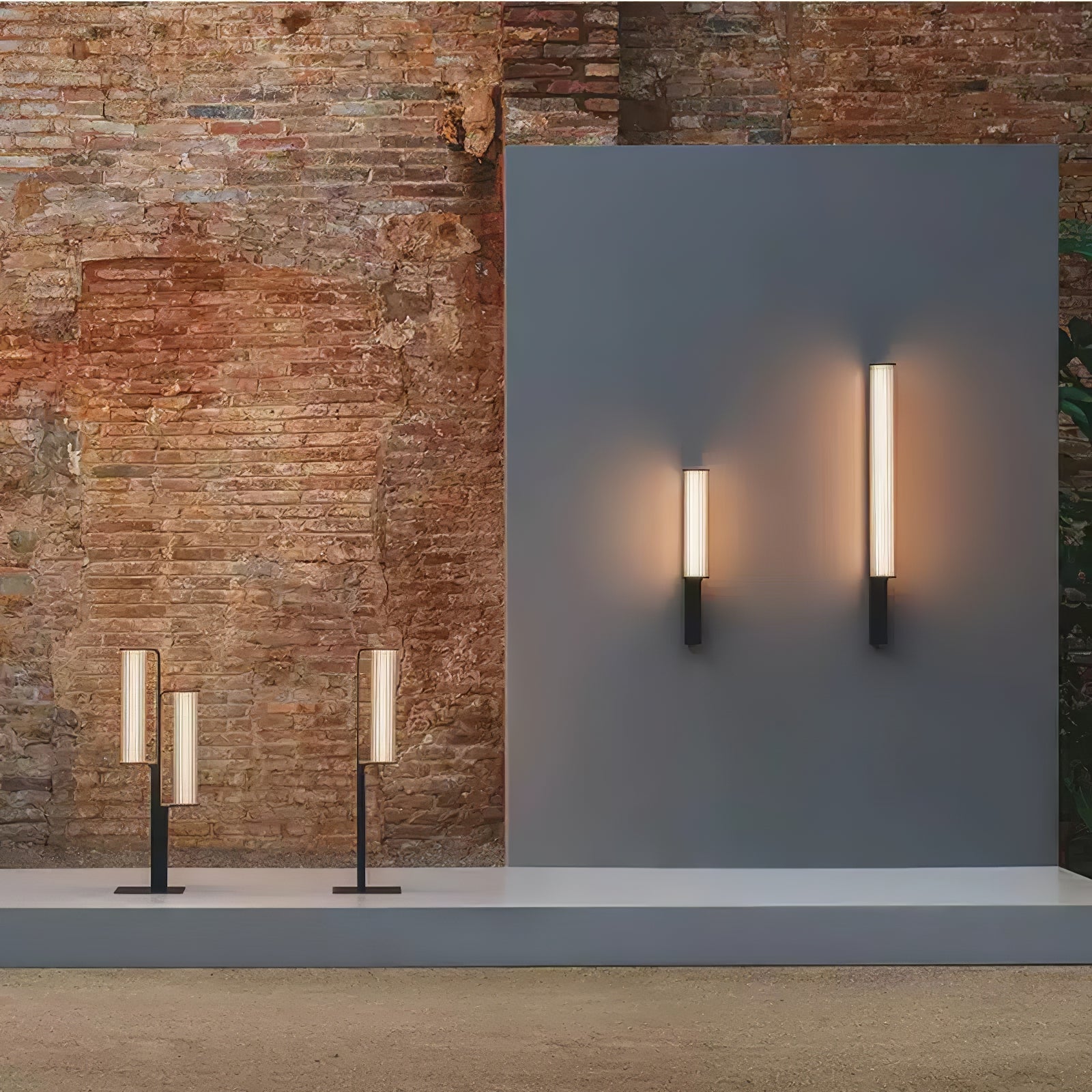 Wistyn Arc Duo Outdoor Lamp-Neutral Decor