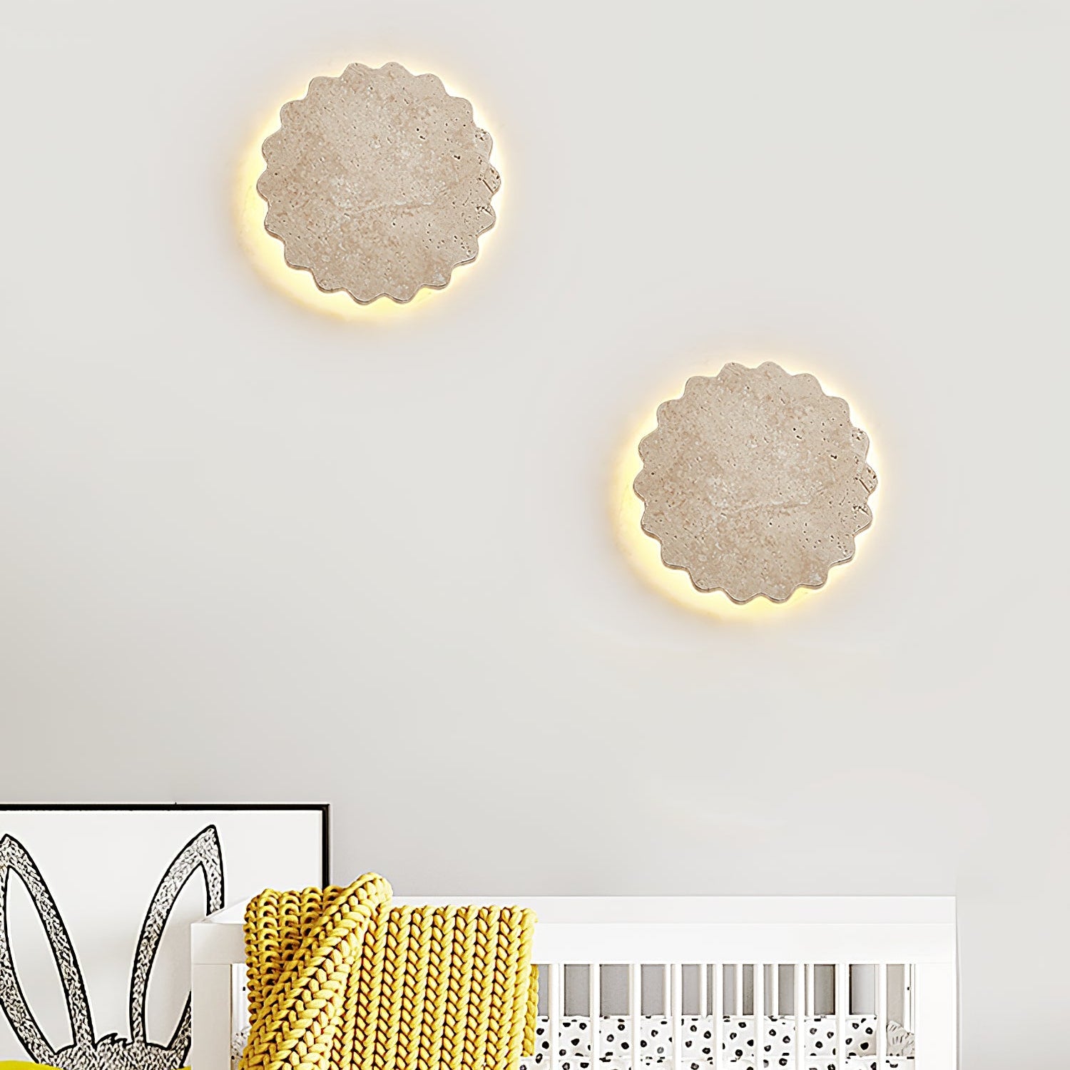 Luna Scallop Wall Lamp-Neutral Decor